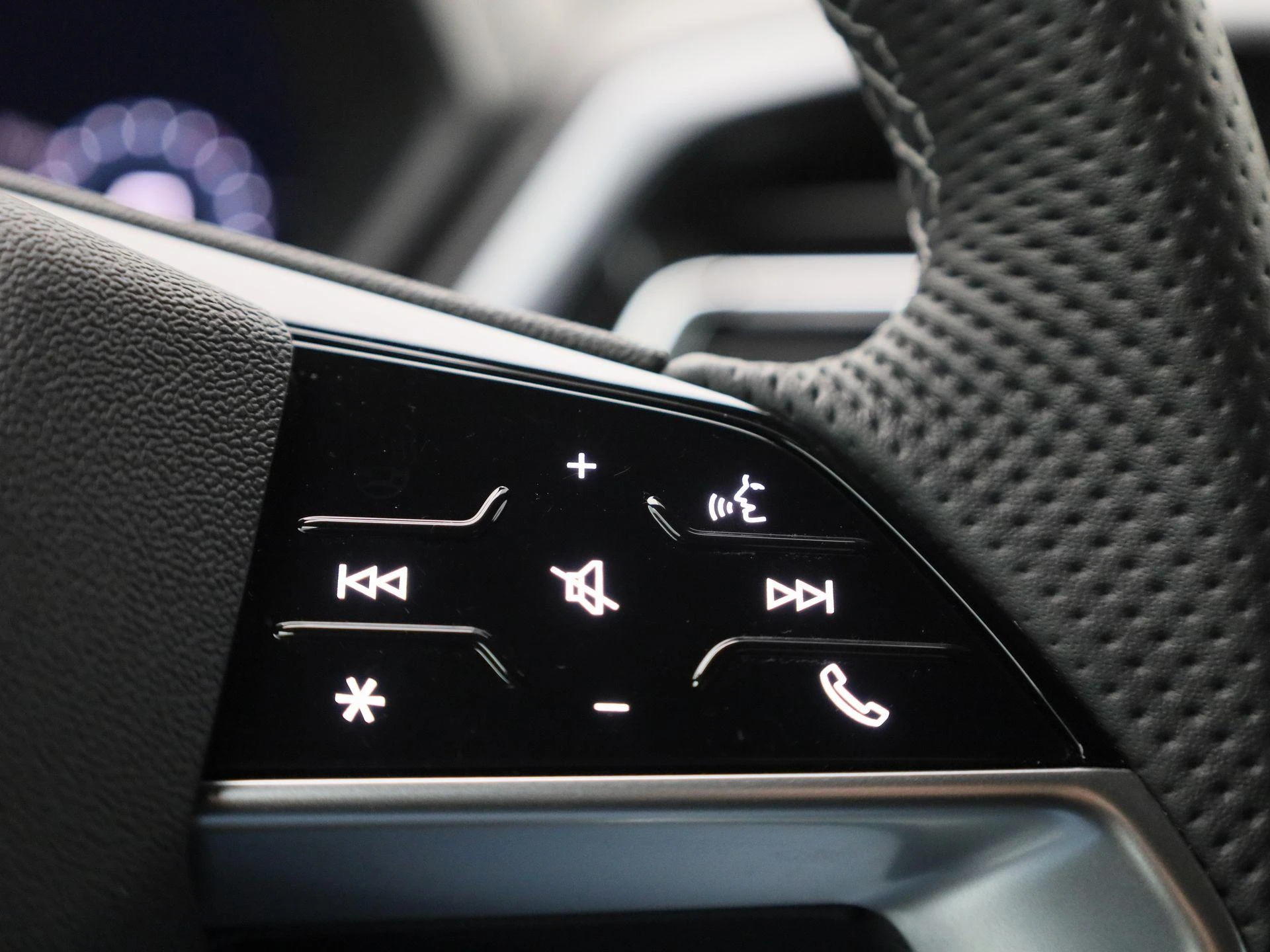 Audi-Q4 Sportback e-tron-image-34