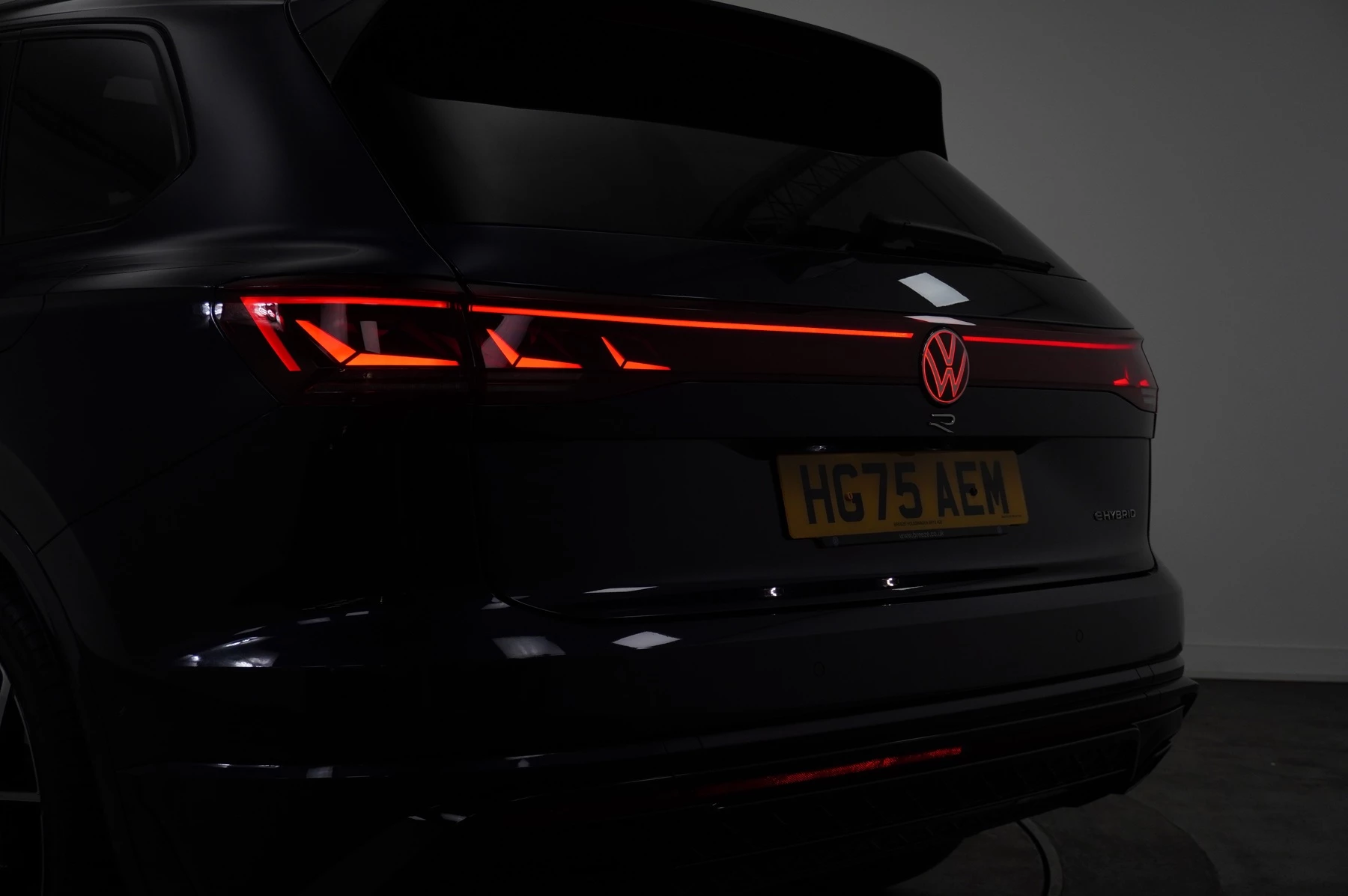 Volkswagen-Touareg-image-43