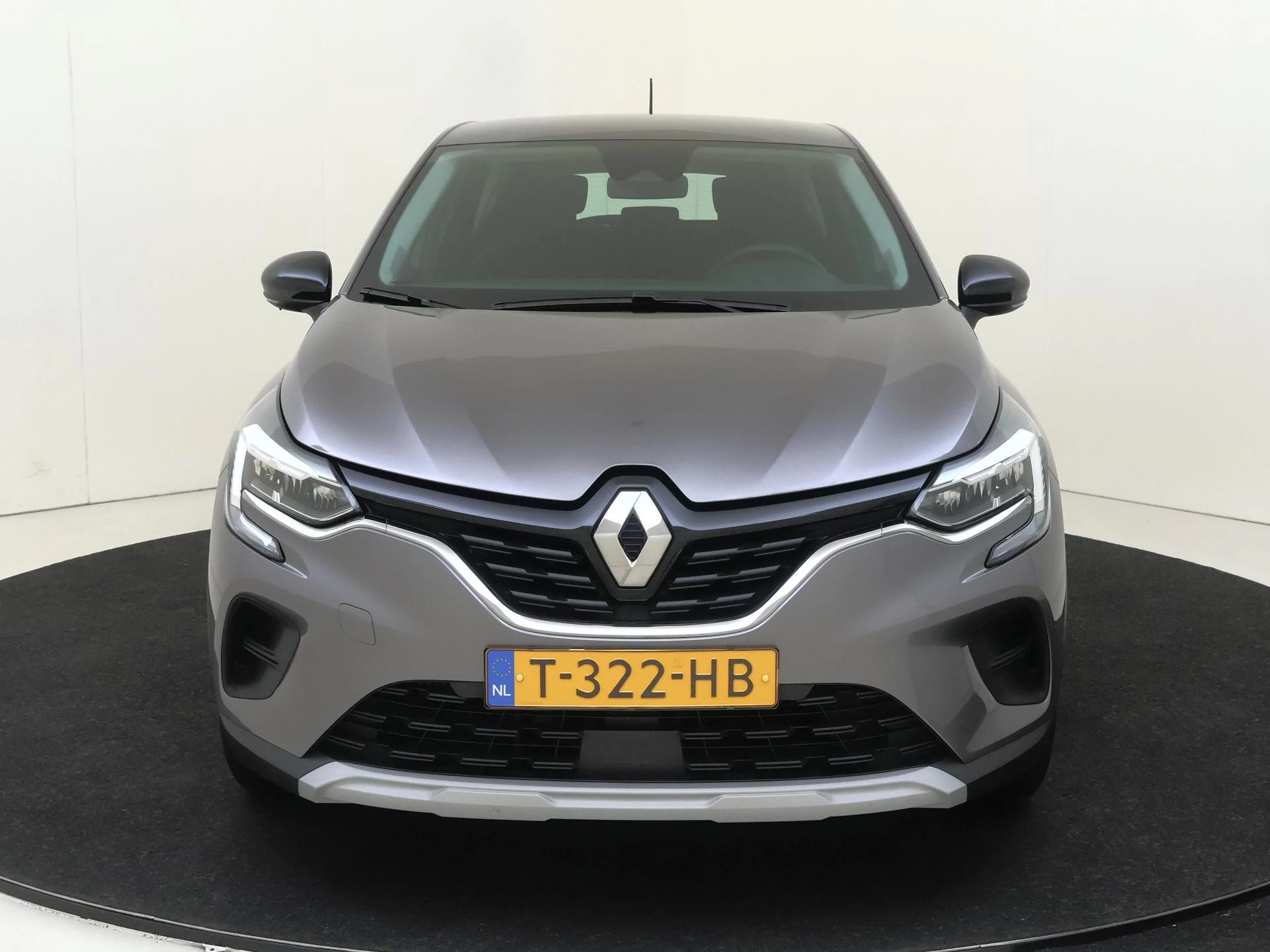 Renault-Captur-image-1