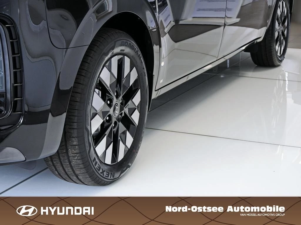 Hyundai Staria HEV 7-Sitzer Signature 360 4xSHZ ACC AUT