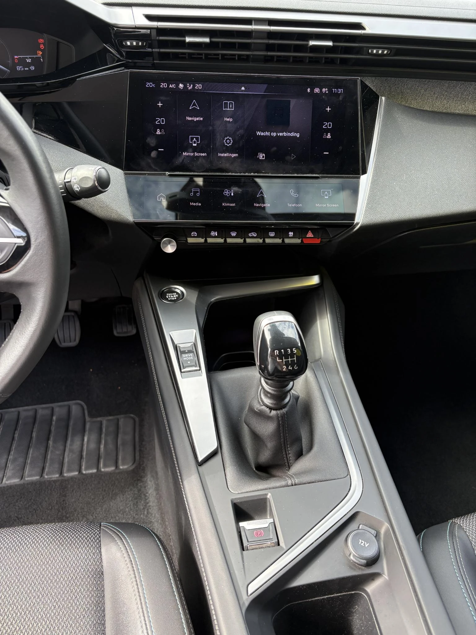 Peugeot-308-image-16