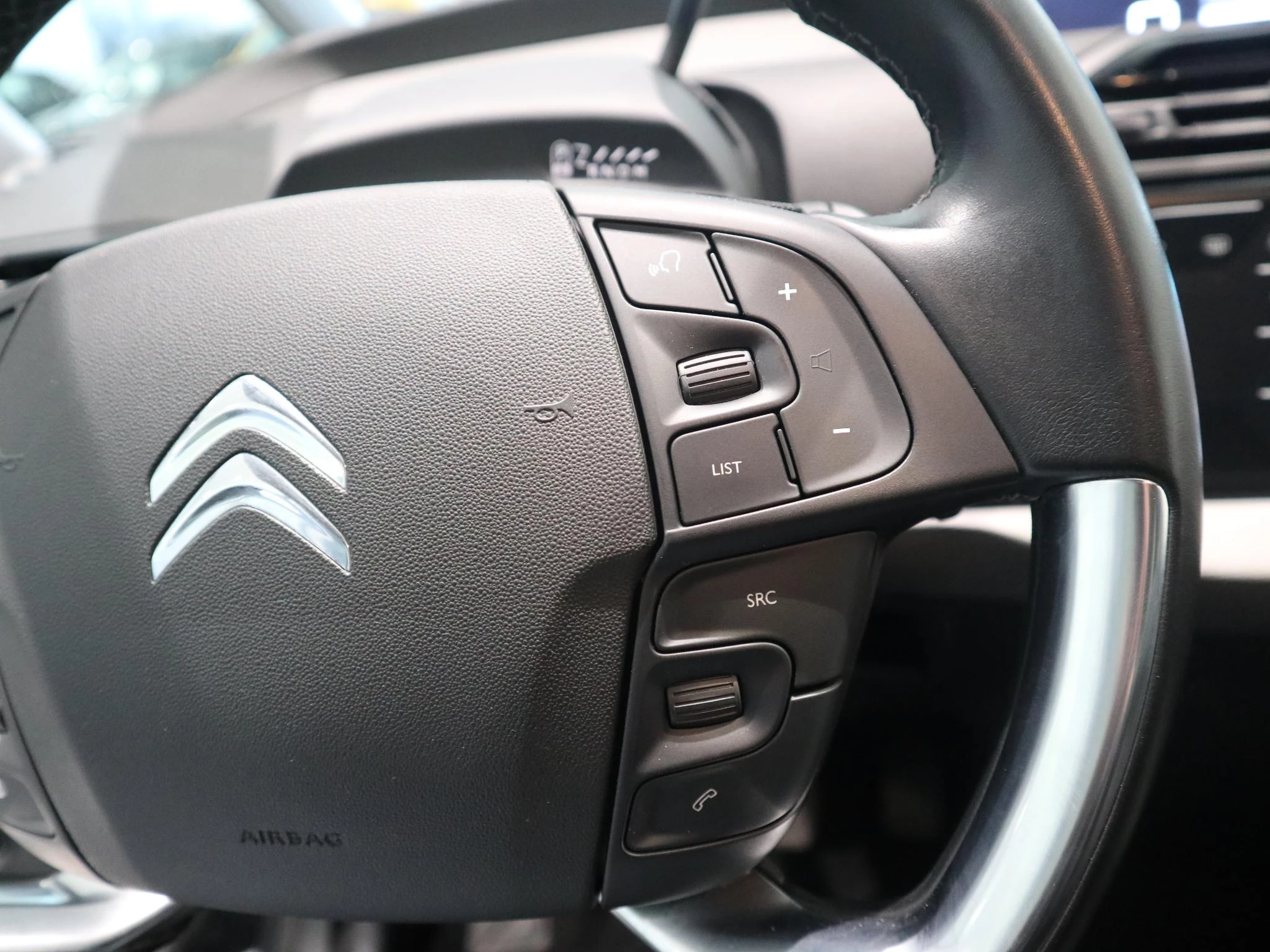 Citroën-Grand C4 Spacetourer-image-13
