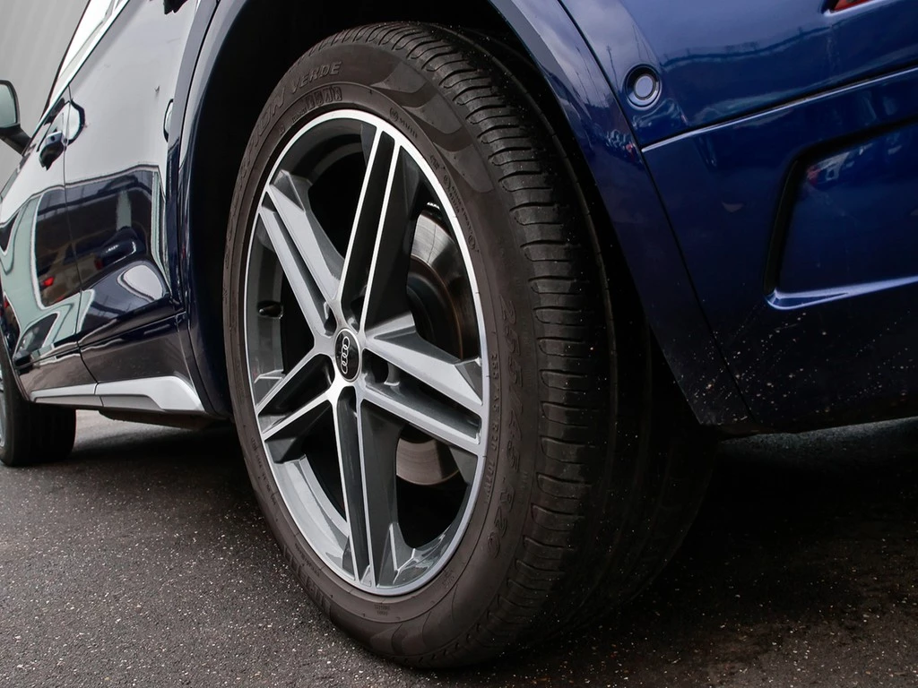 Audi SQ5 3.0 TDI Matrix AHK Standheizung Leder B&O