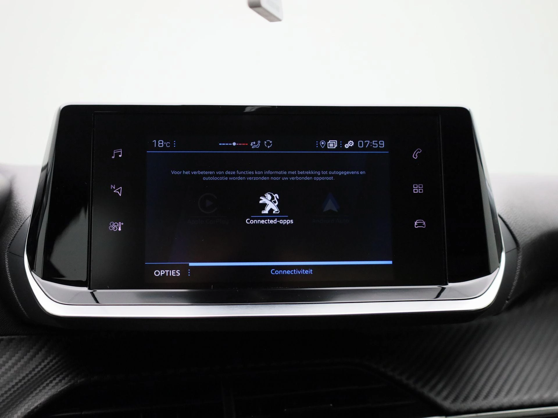 Peugeot-208-image-22