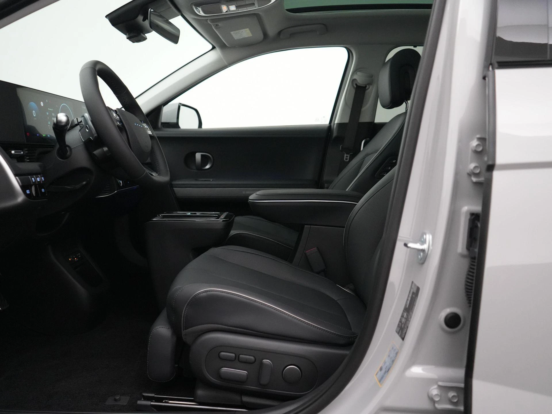 Hyundai-IONIQ 5-image-45