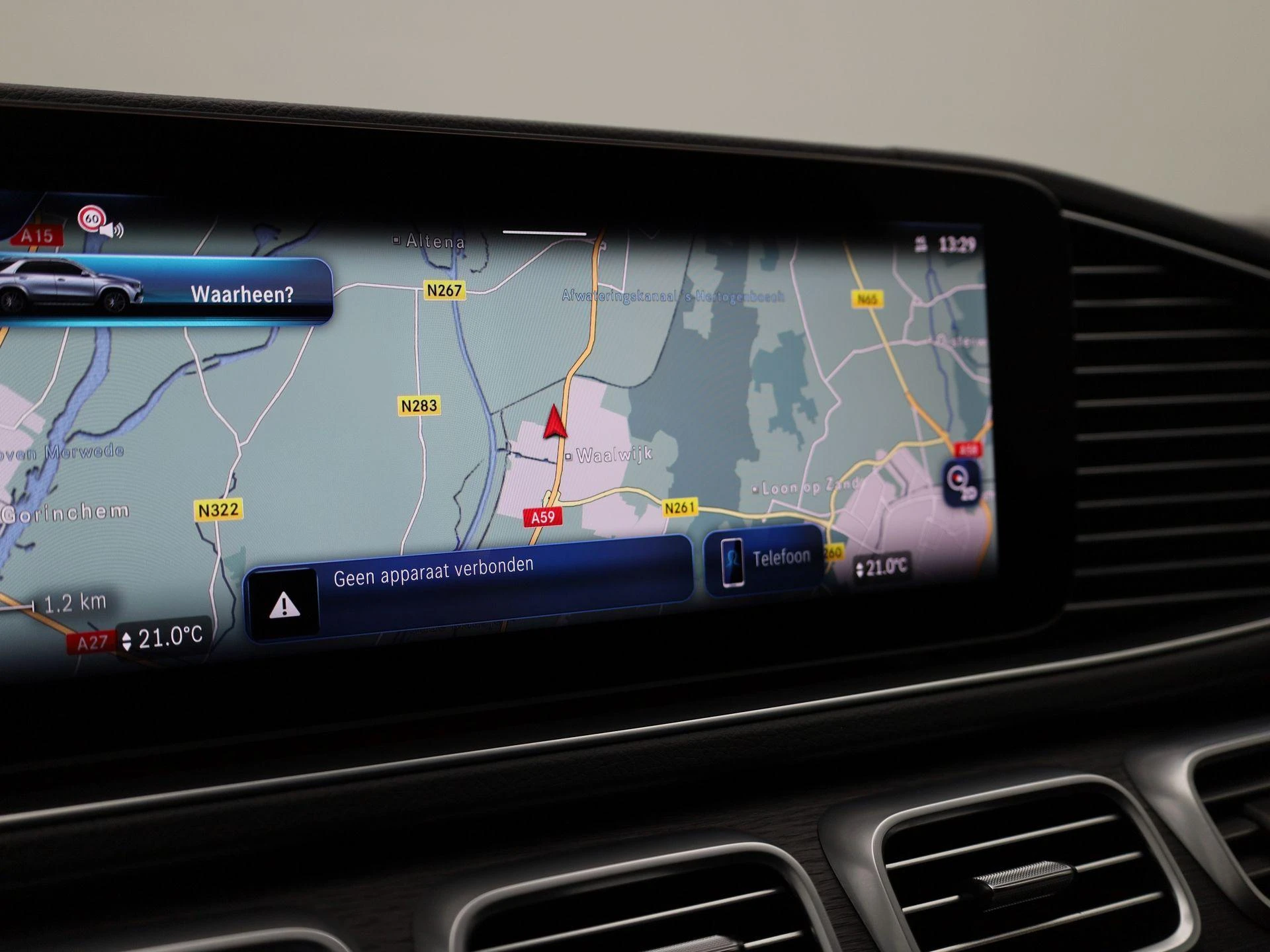 Mercedes-Benz-GLE-image-22