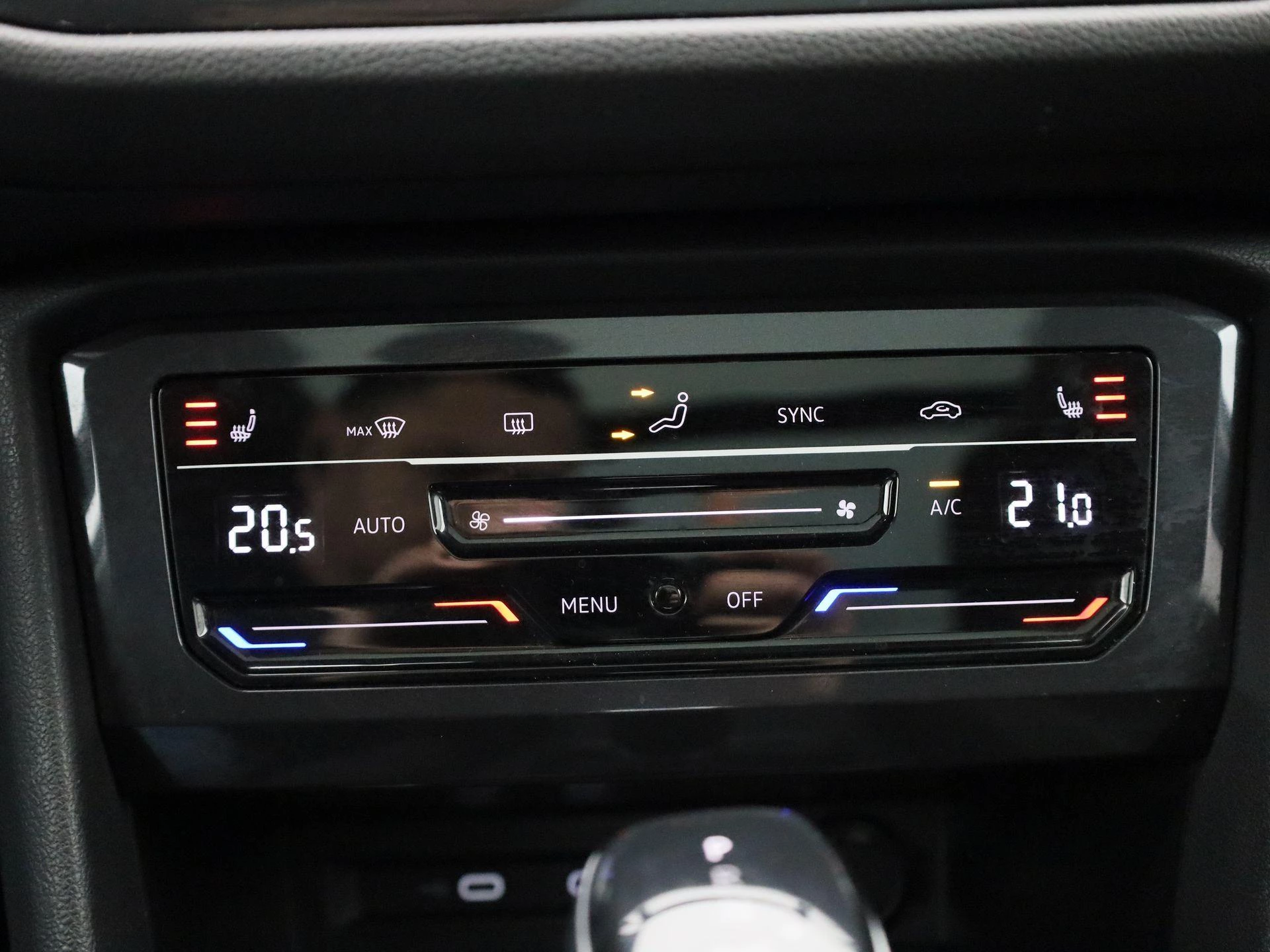 Volkswagen-Tiguan Allspace-image-19