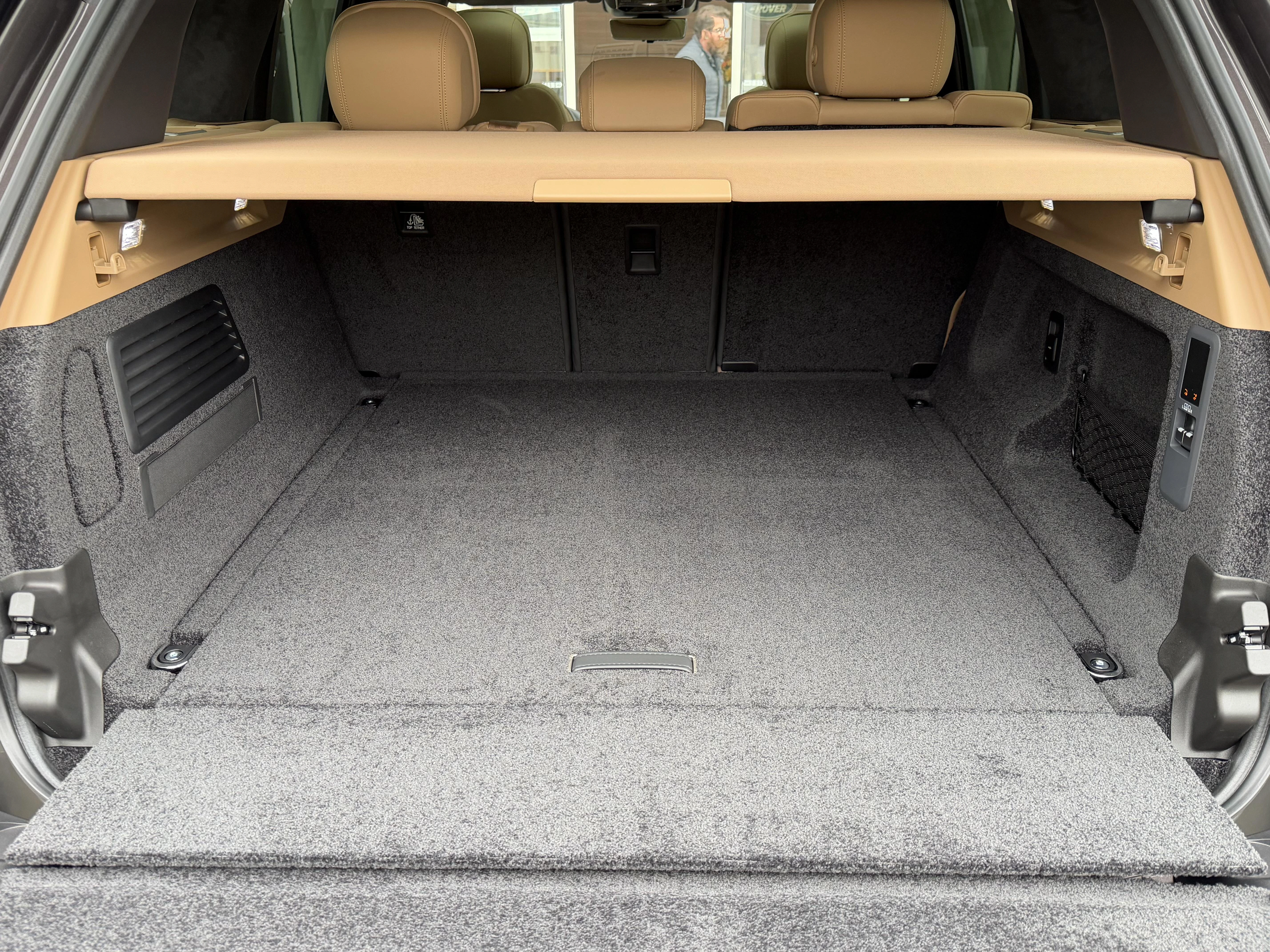 Land Rover-Range Rover-image-7