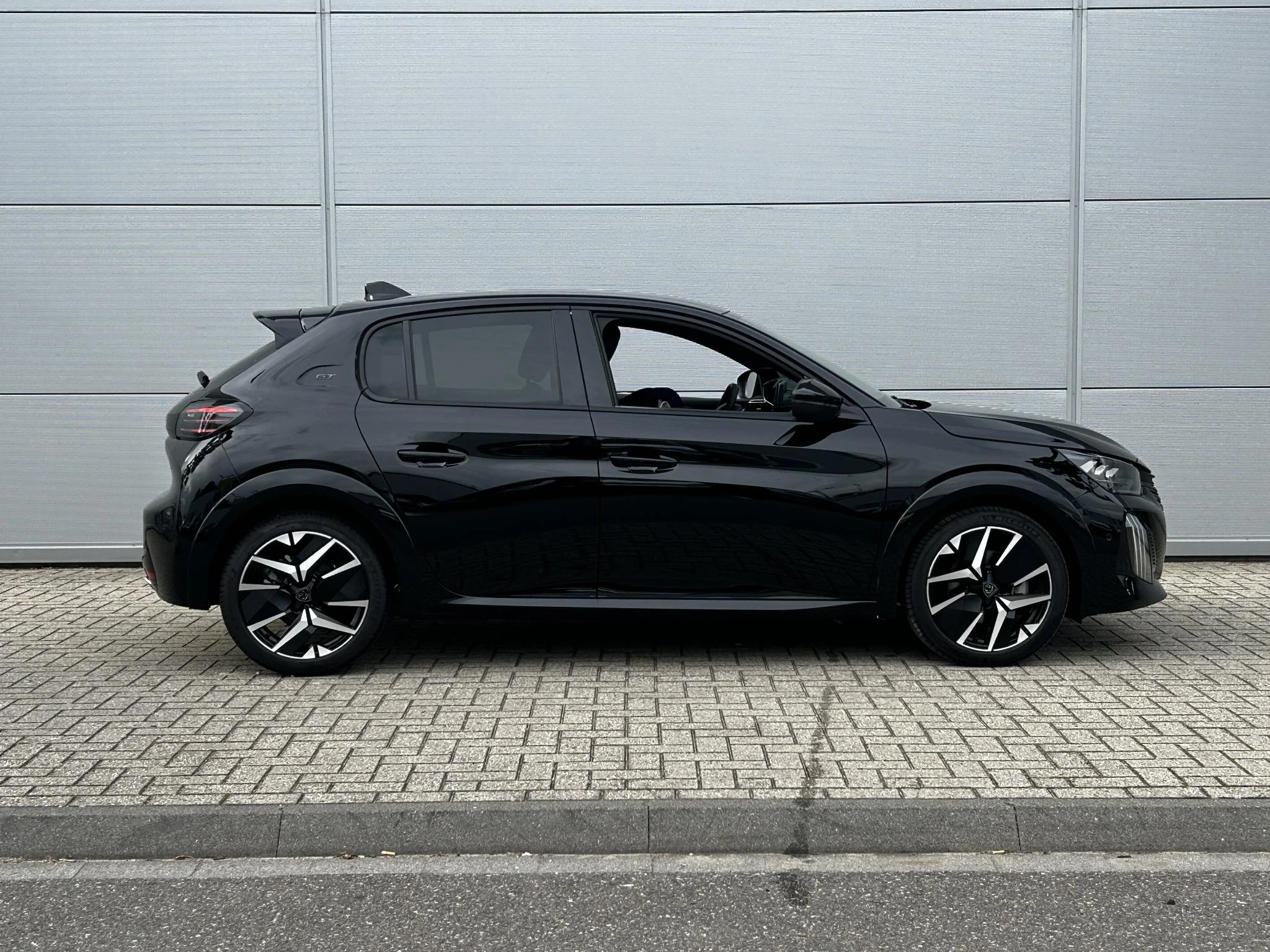 Peugeot-208-image-6