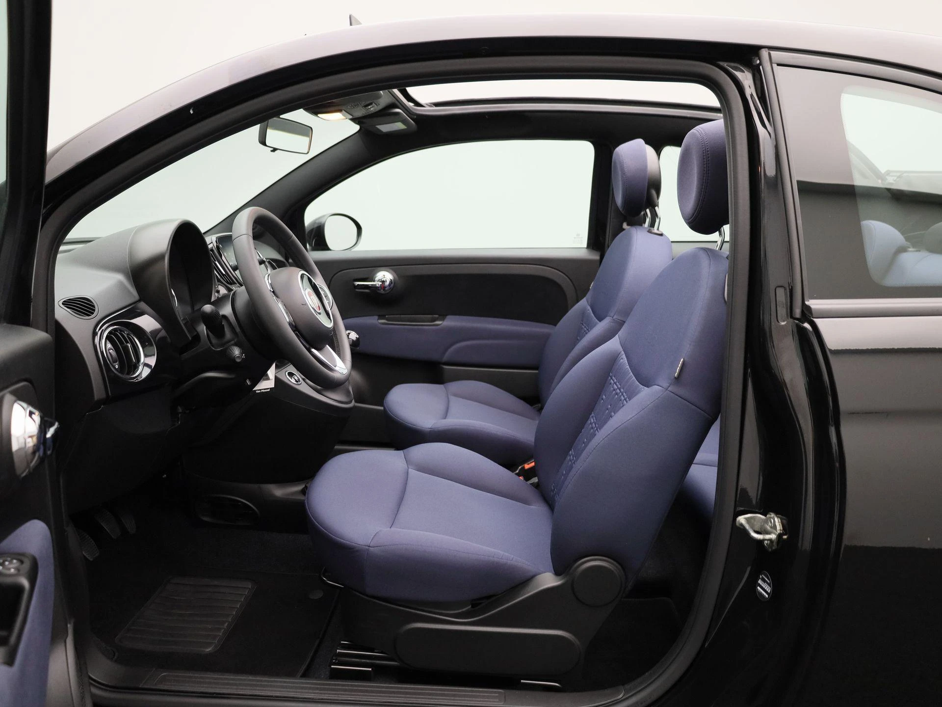 Fiat-500C-image-8