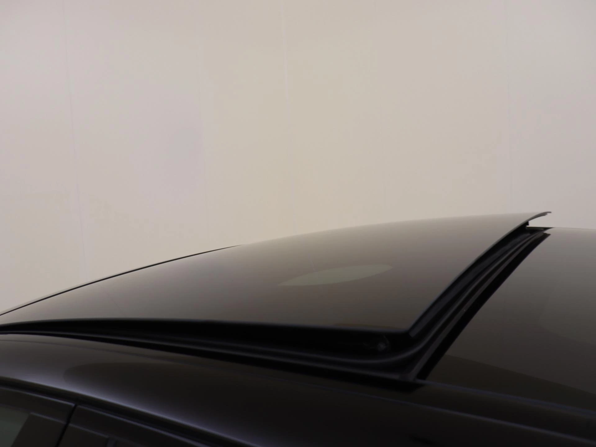 Mercedes-Benz-E-Klasse-image-30