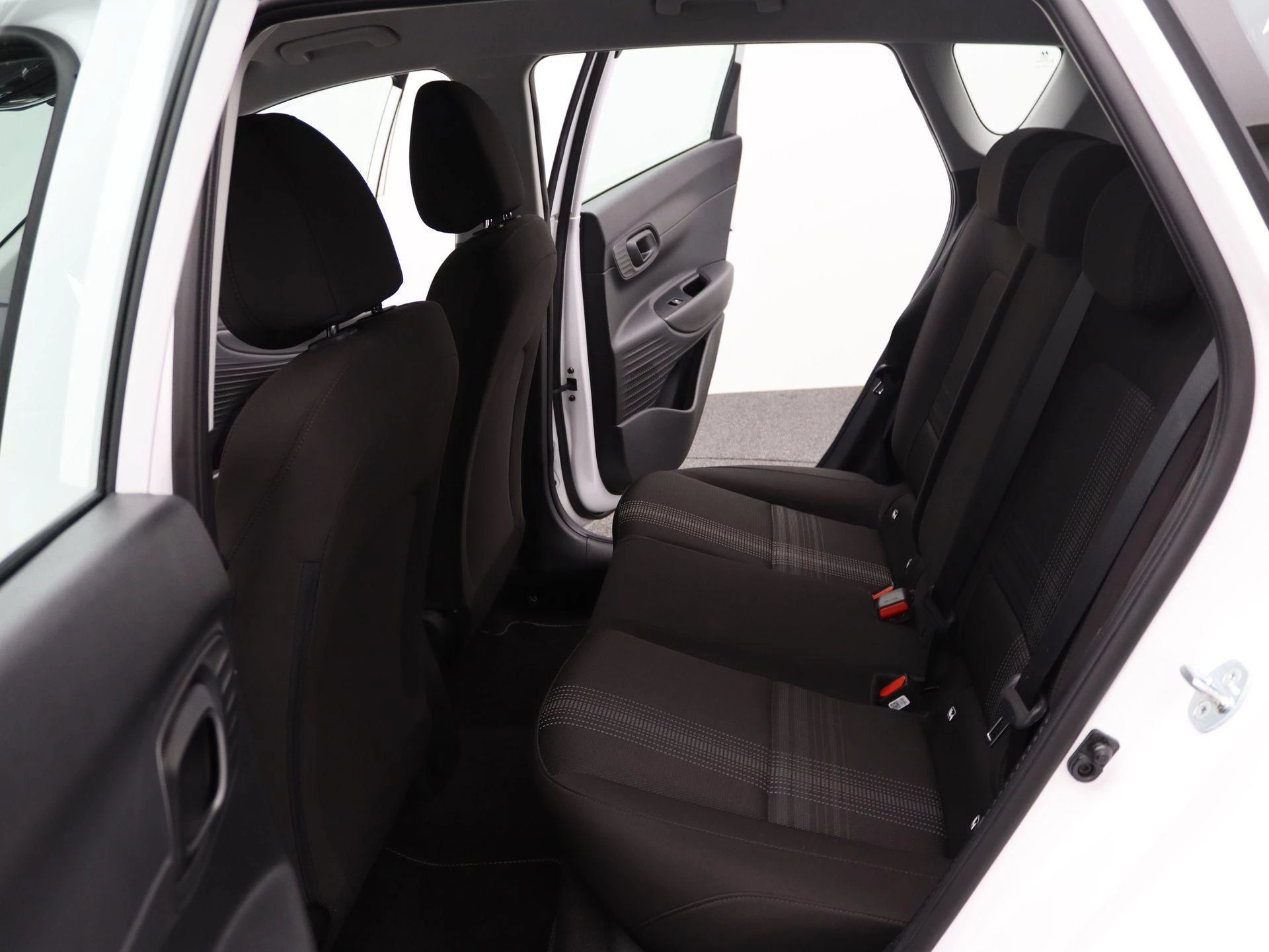 Hyundai-Bayon-image-12