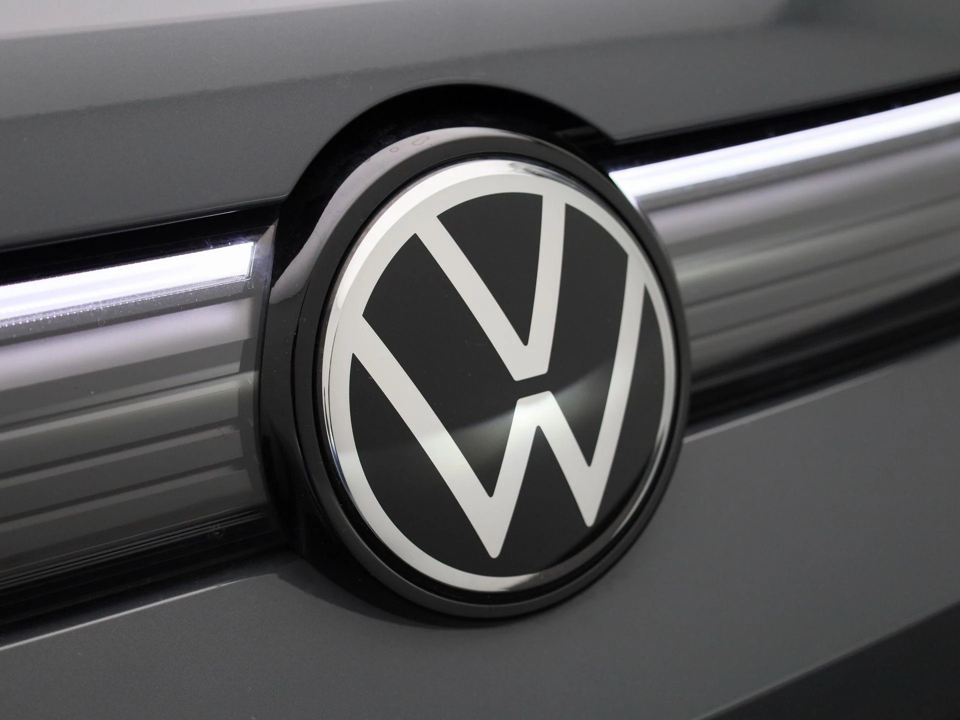 Volkswagen-Tiguan-image-40
