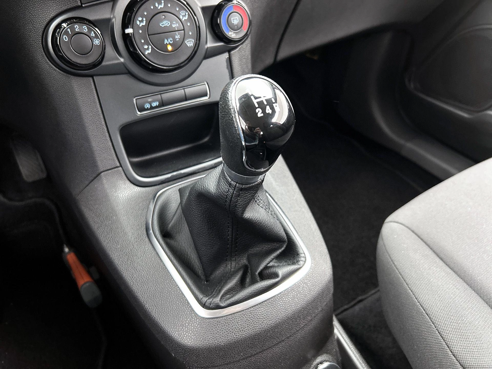 Ford-Fiesta-image-12