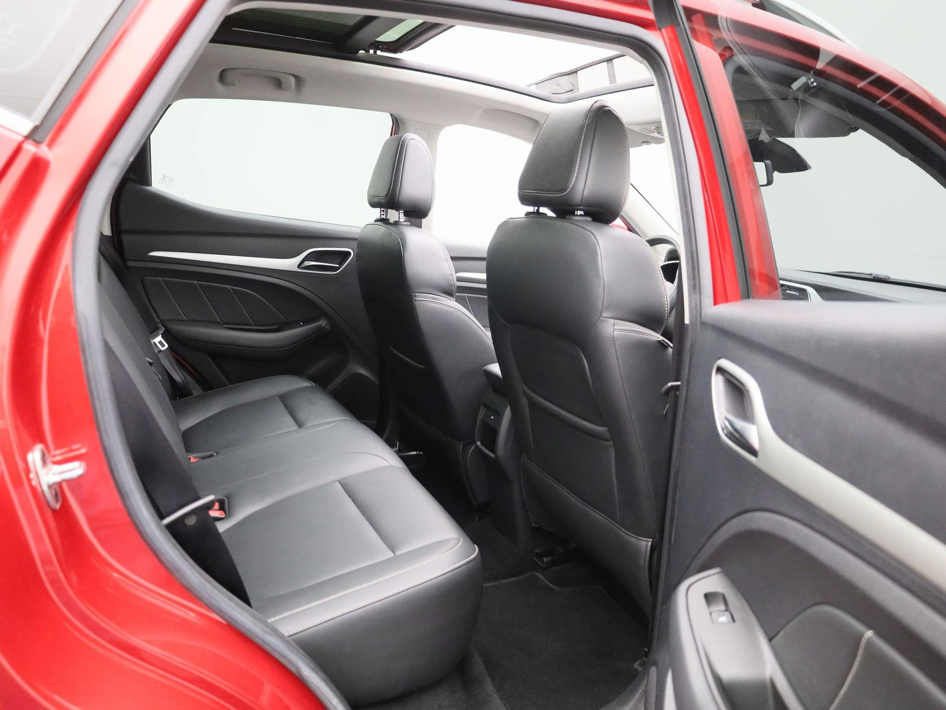 MG-ZS EV-image-33