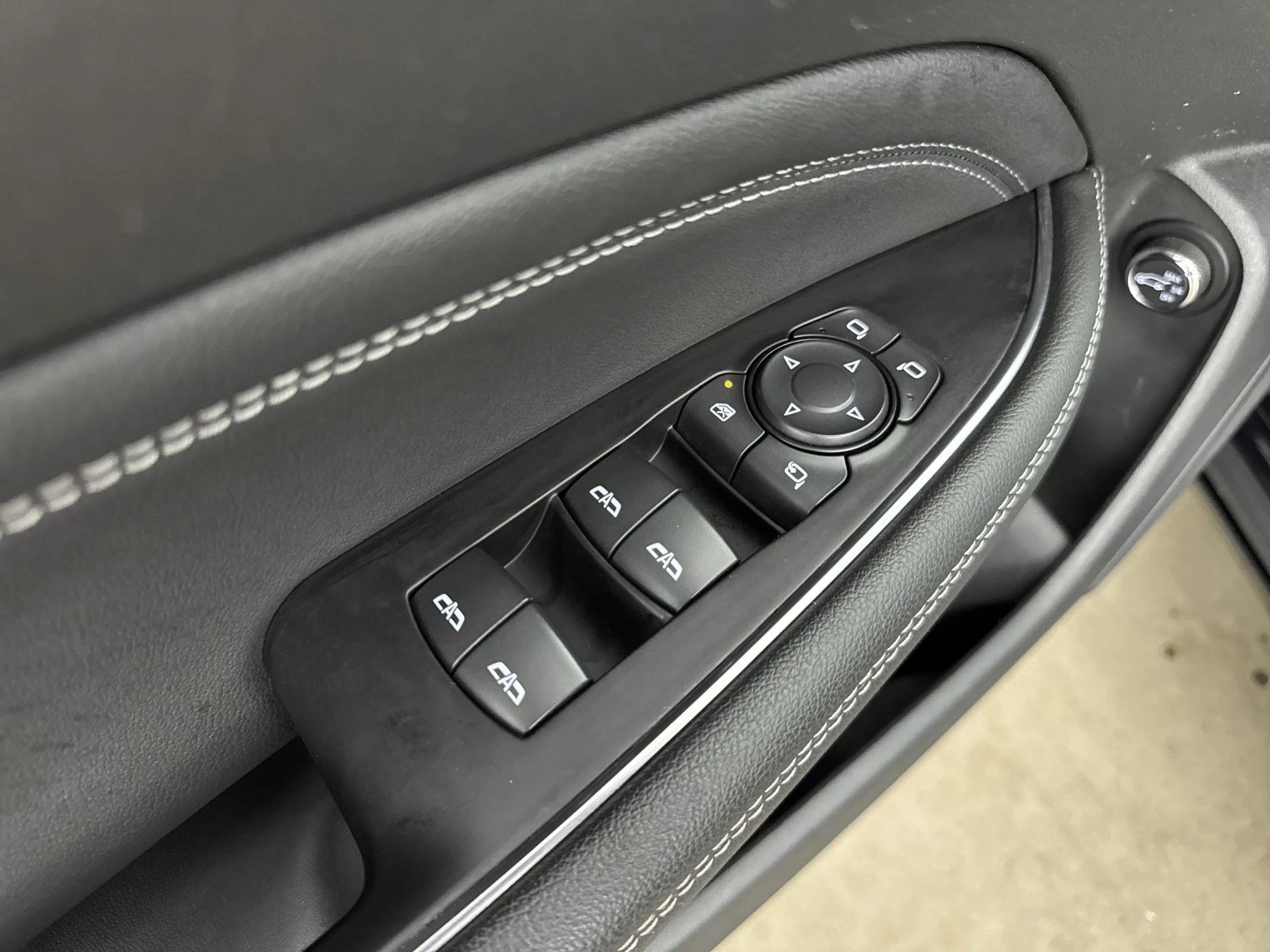 Opel-Insignia-image-9