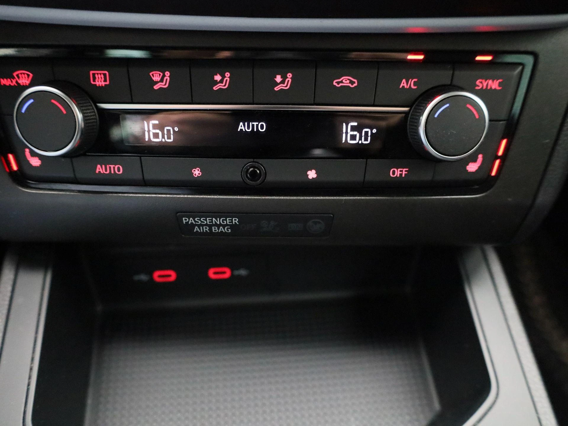 SEAT-Ibiza-image-17