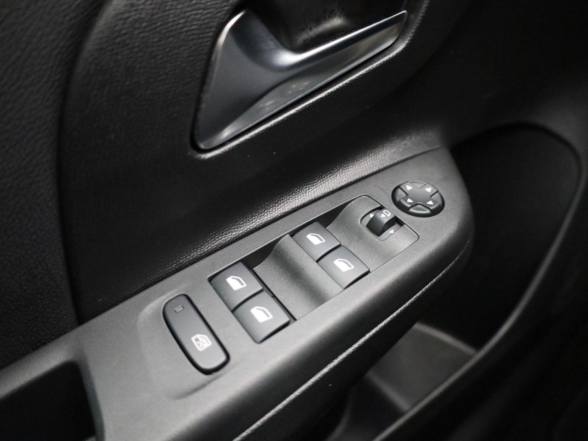 Opel-Corsa-e-image-25