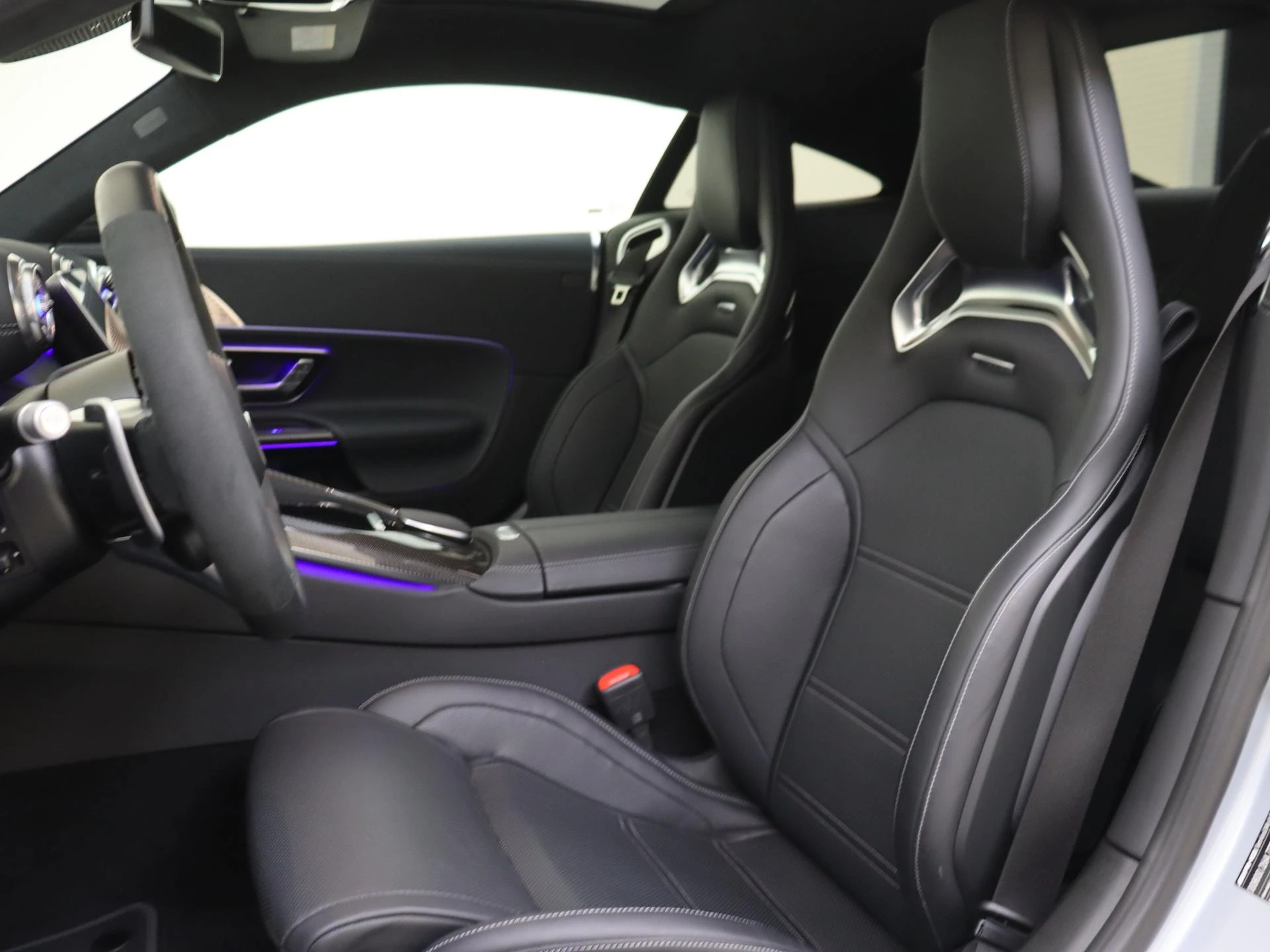 Mercedes-AMG-GT-image-17