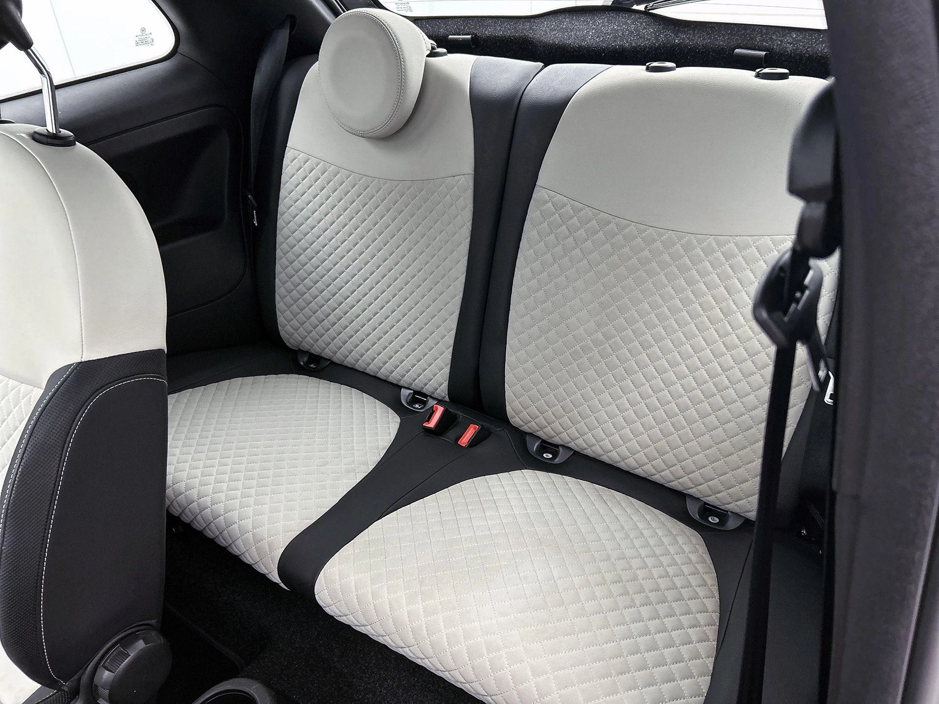 Fiat 500C 1.0 Hybrid Star