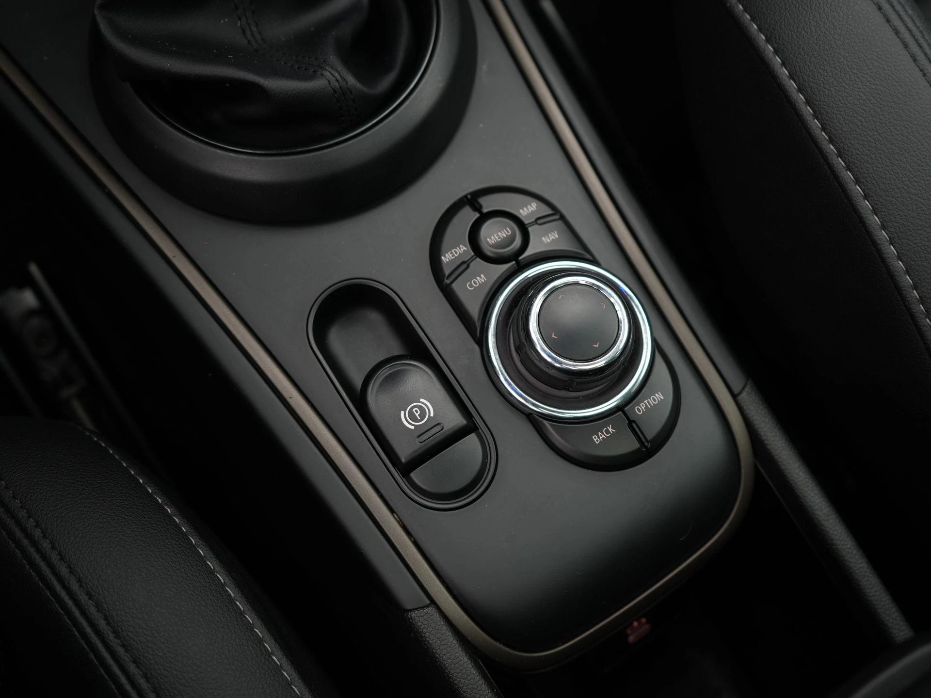 MINI-Countryman-image-31