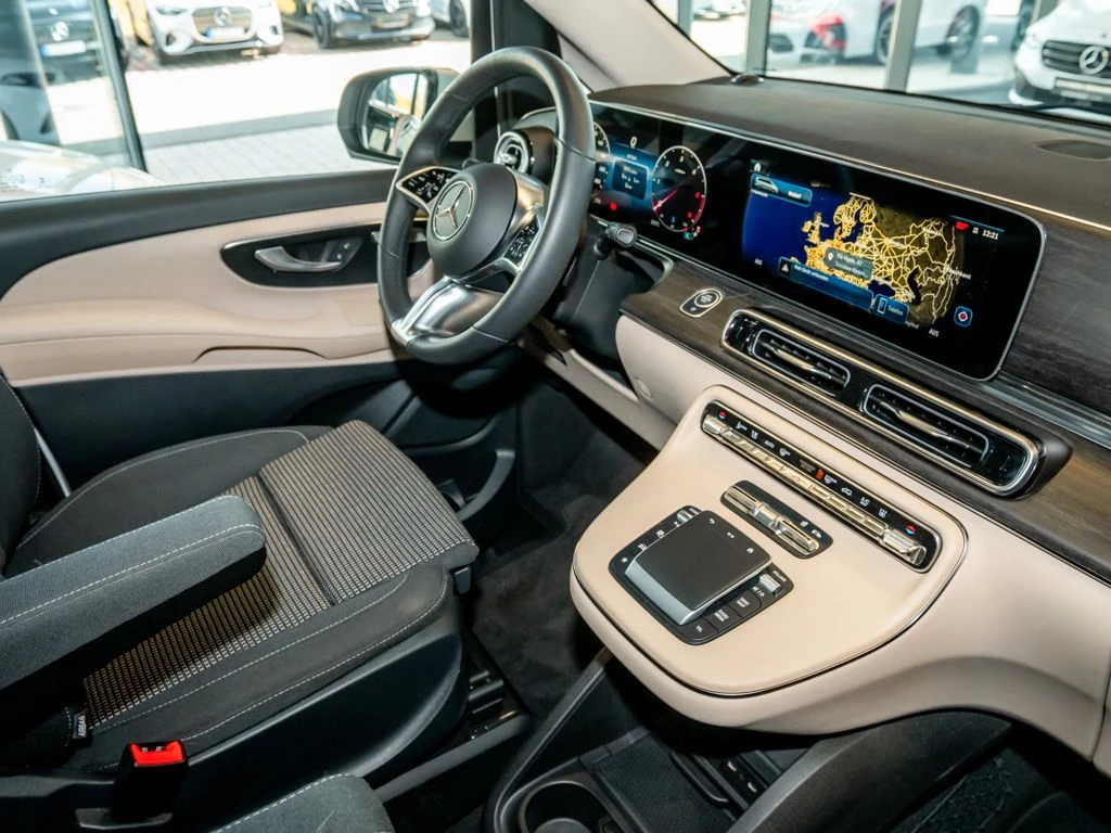 Mercedes-Benz-Marco Polo-image-8