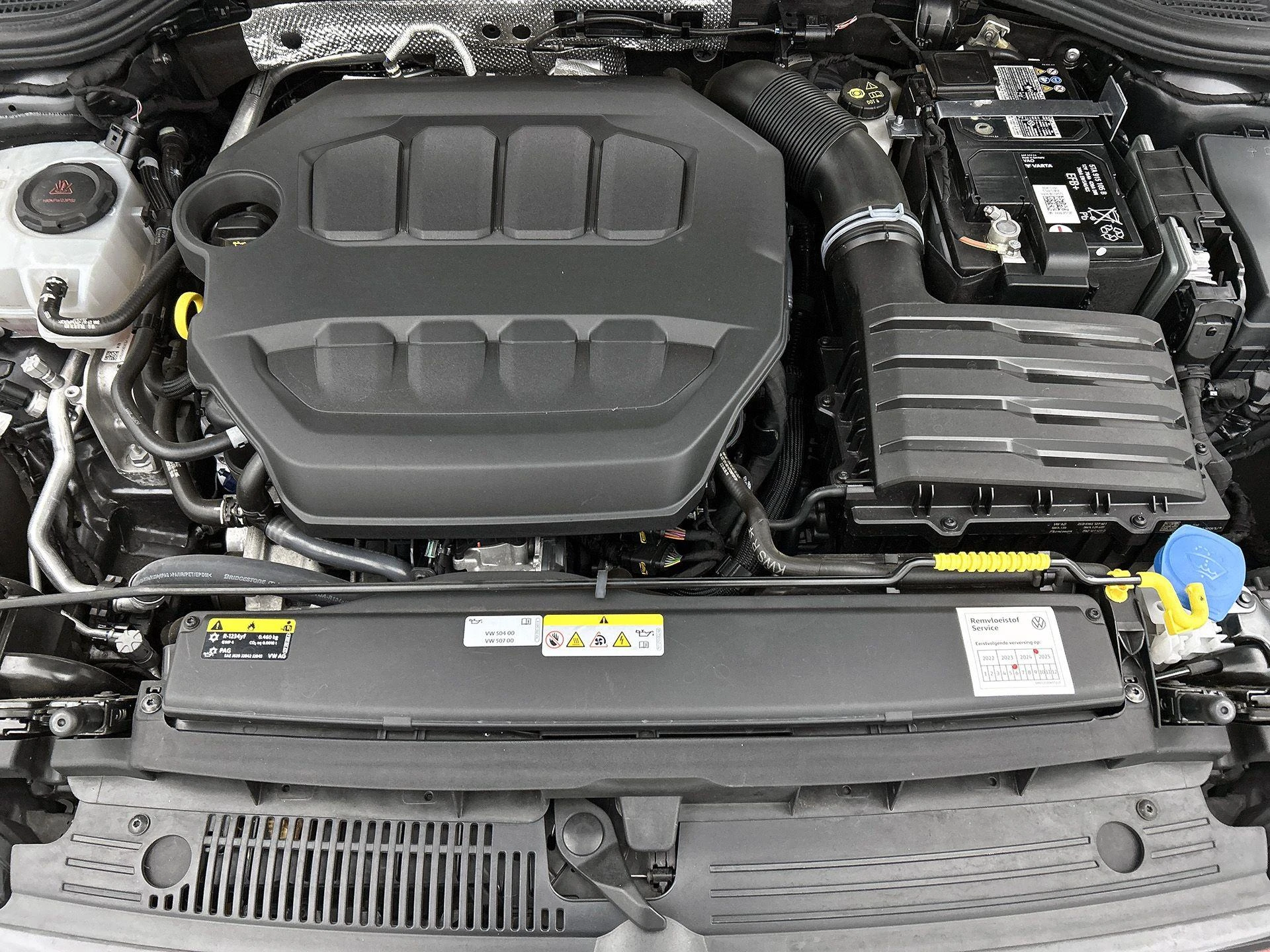 Volkswagen-Golf-image-39