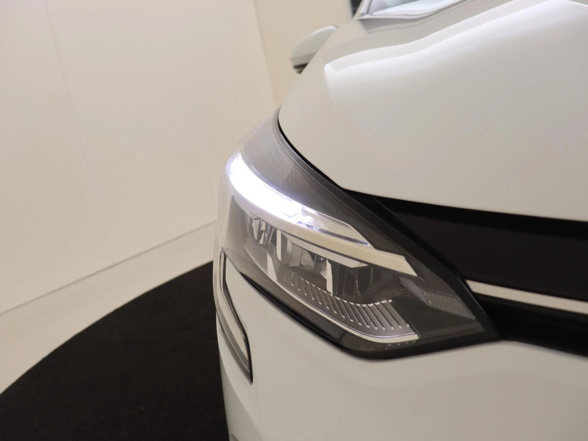 Renault-Clio-image-8