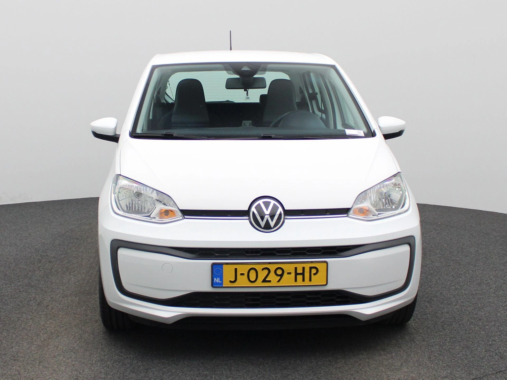 Volkswagen-up!-image-2