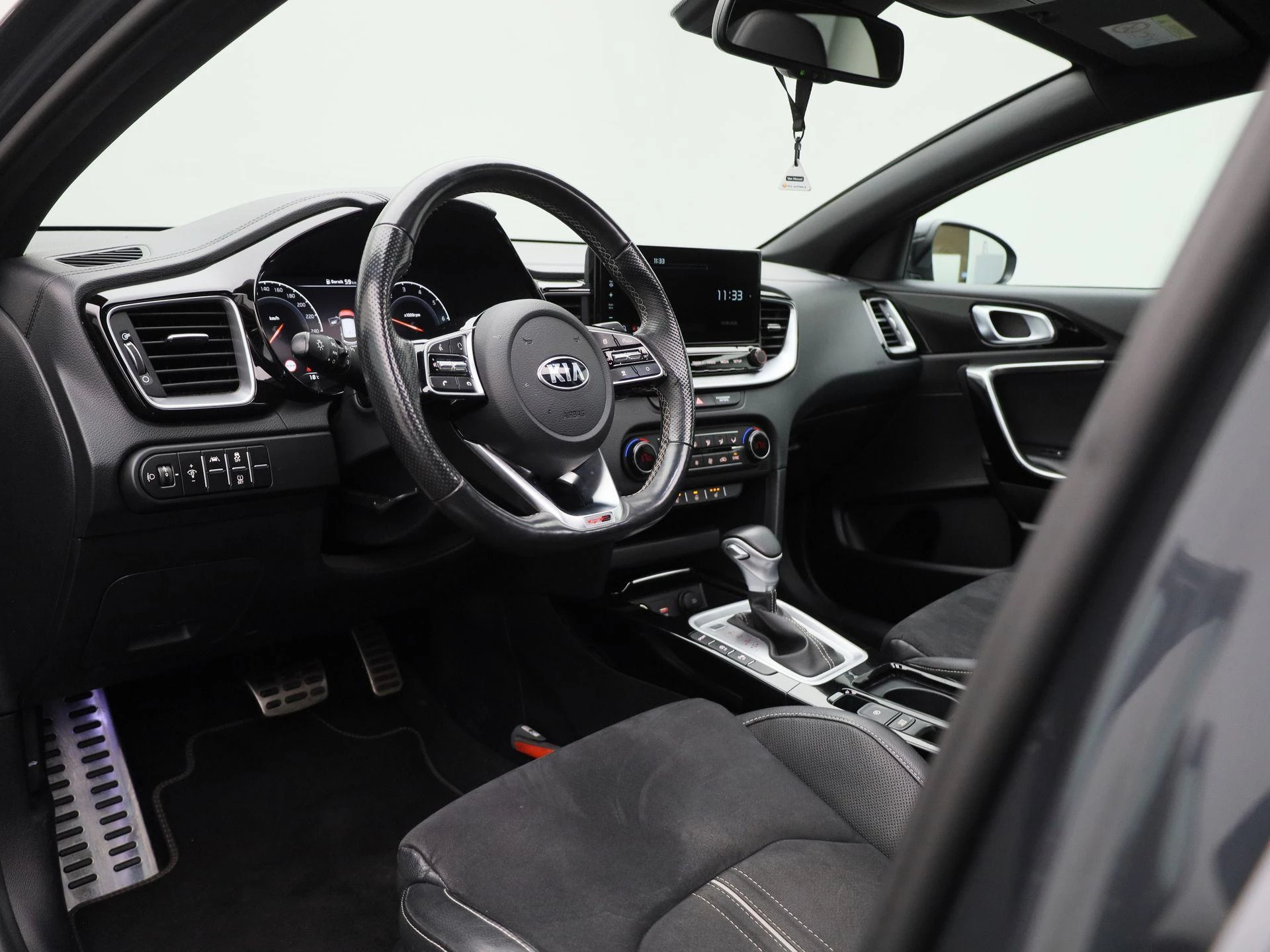 Kia-ProCeed-image-33