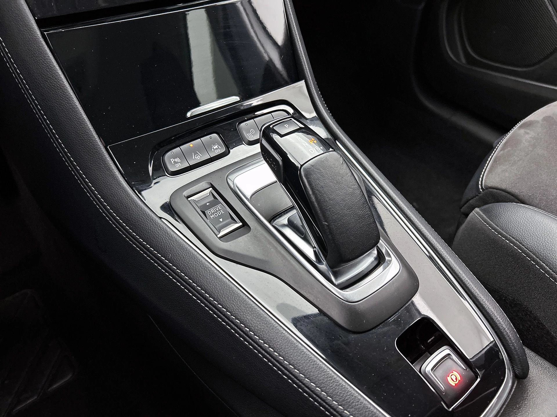 Opel-Grandland-image-30