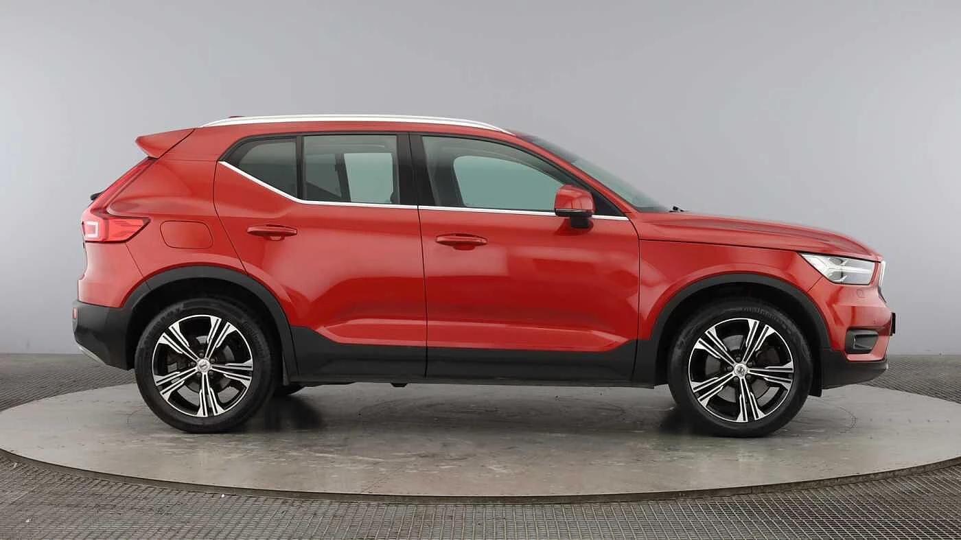 Volvo-XC40-image-1