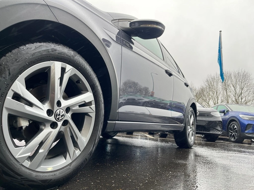 Volkswagen-Taigo-image-2