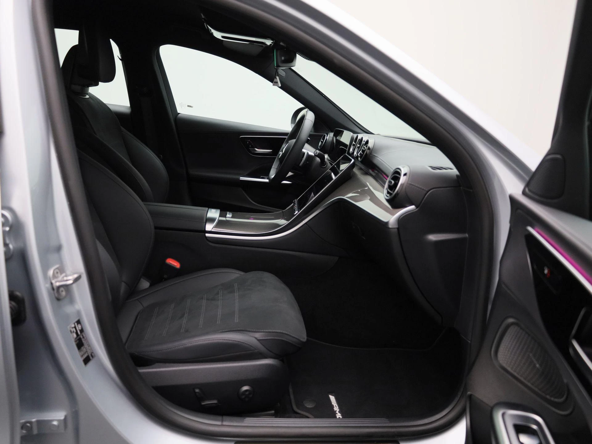 Mercedes-Benz-C-Klasse-image-41