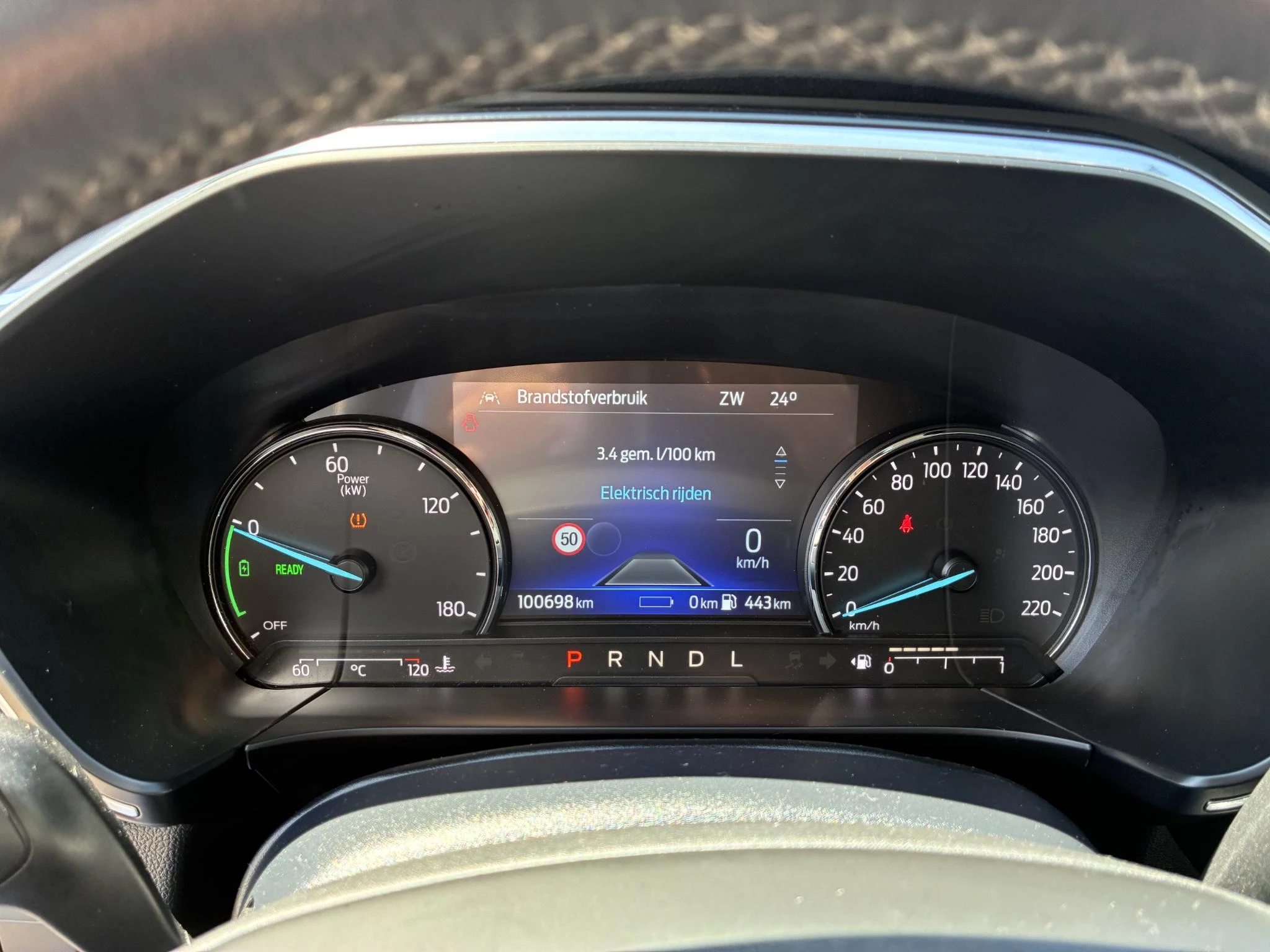 Ford-Kuga-image-14