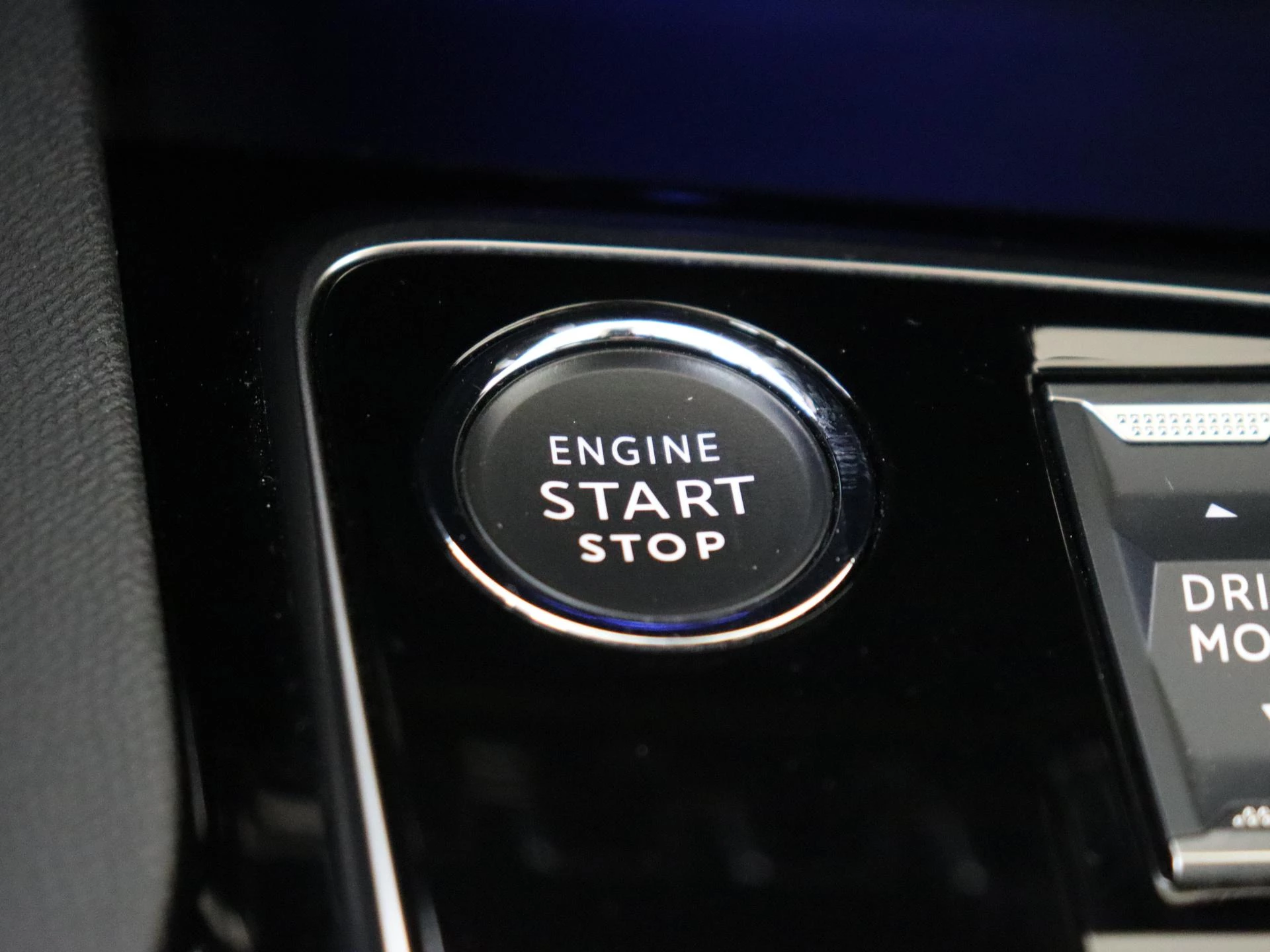 Peugeot 3008 1.6 HYbrid 225 Allure Plug-in