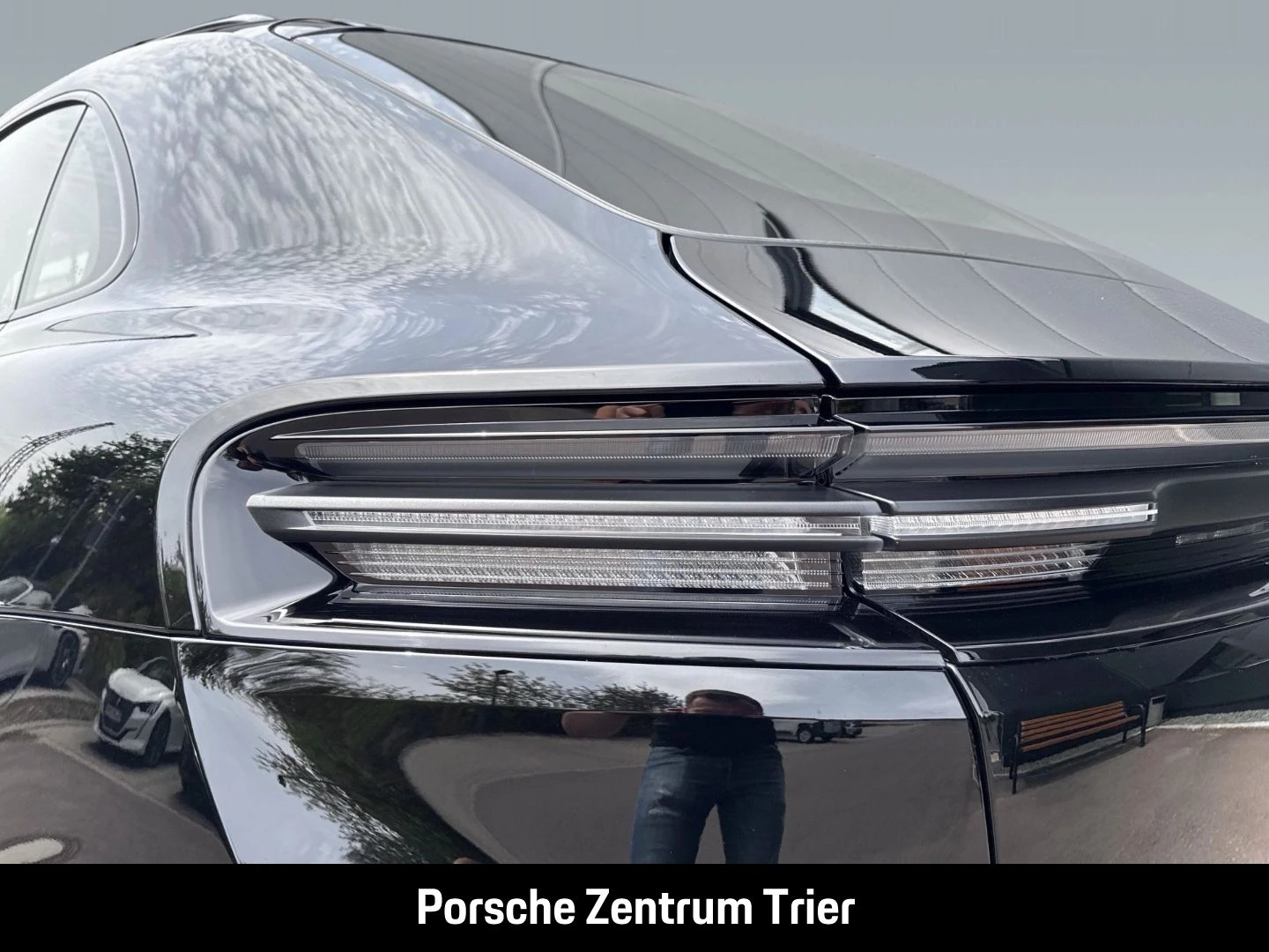 Porsche-Macan-image-11