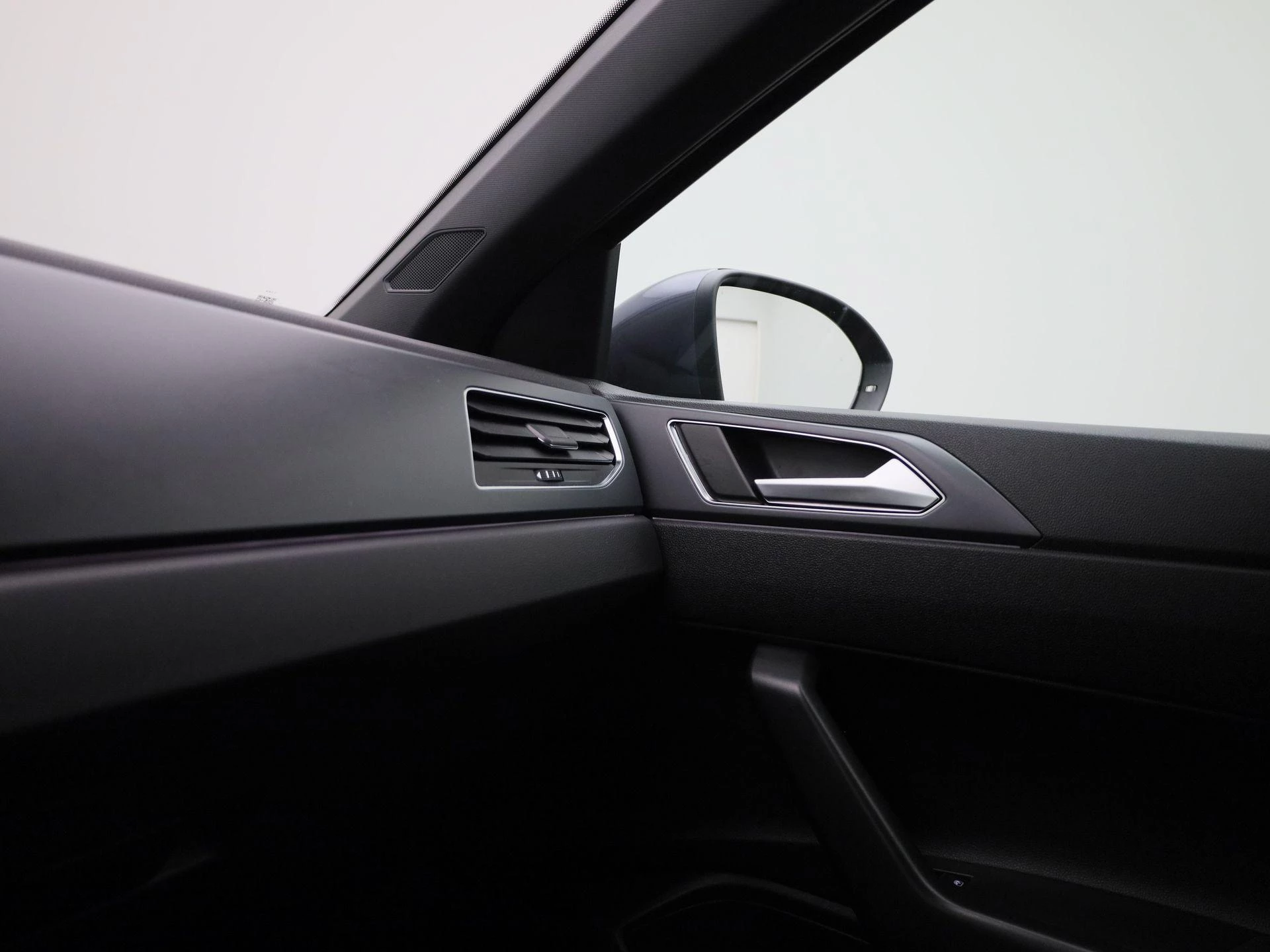 Volkswagen-Taigo-image-25