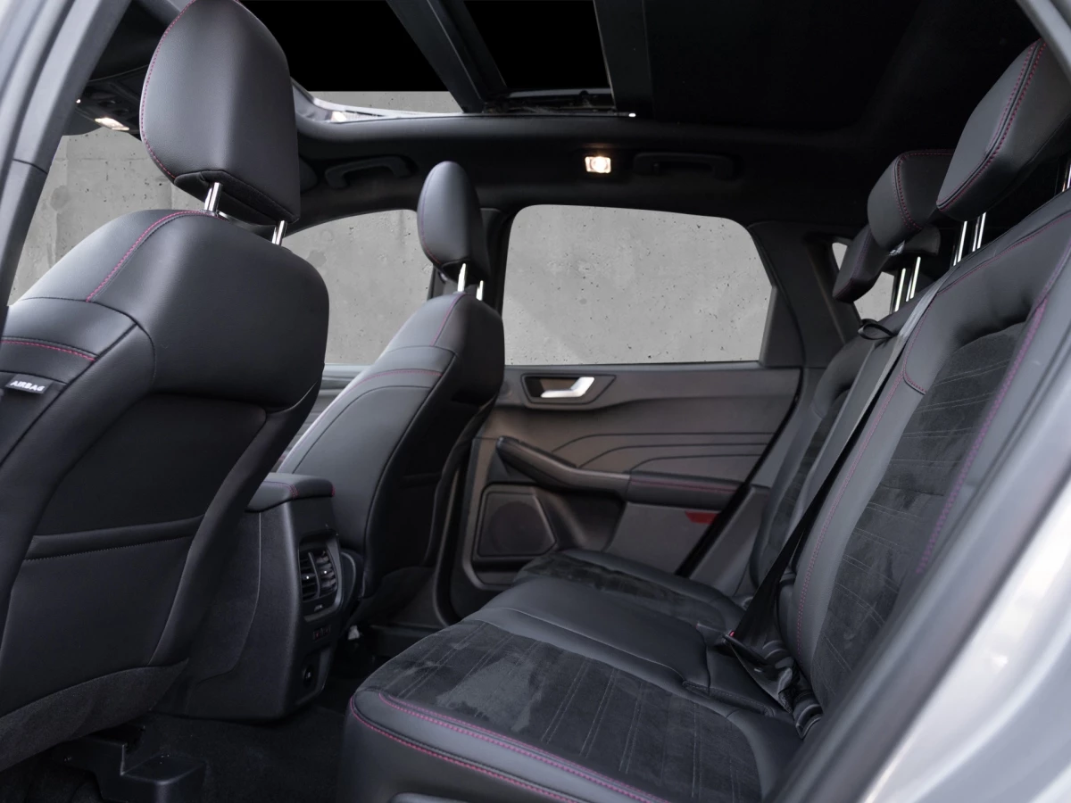 Ford Kuga ST-Line X*PANO*AHK*KAM*ACC*NAVI*SOUND-SYS. LED Pano SHZ 4xSHZ