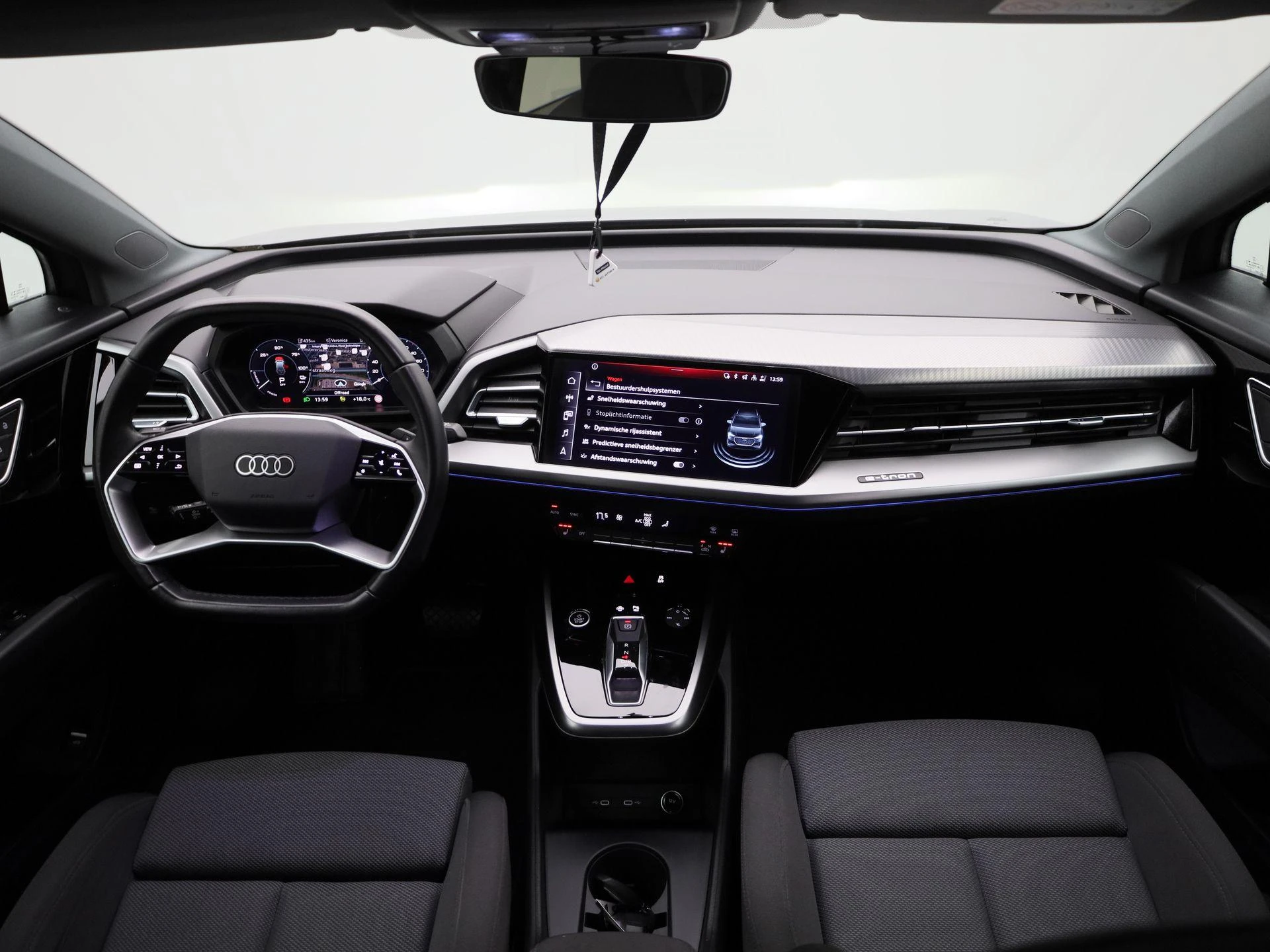 Audi-Q4 e-tron-image-33