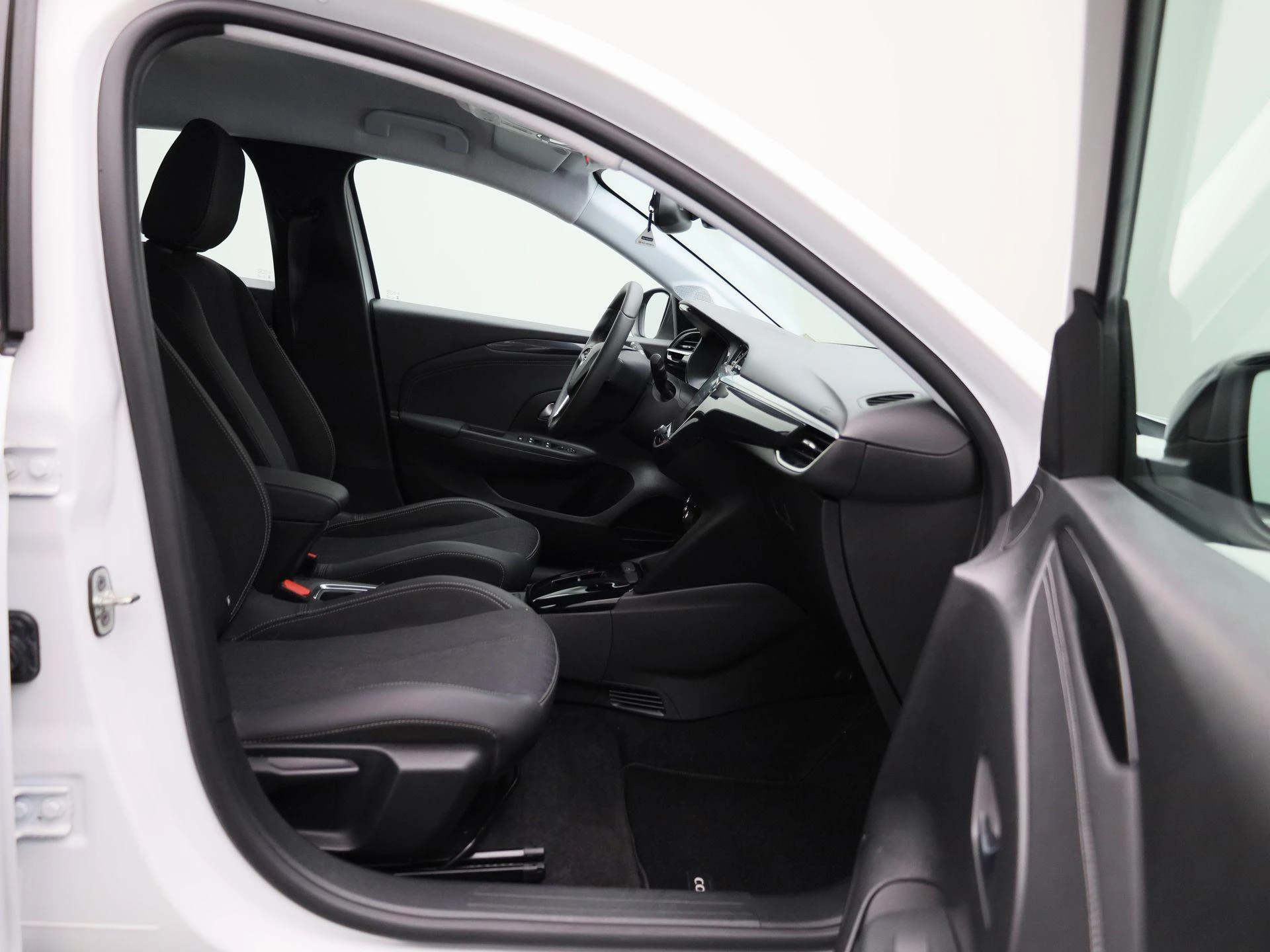 Opel-Corsa-e-image-32