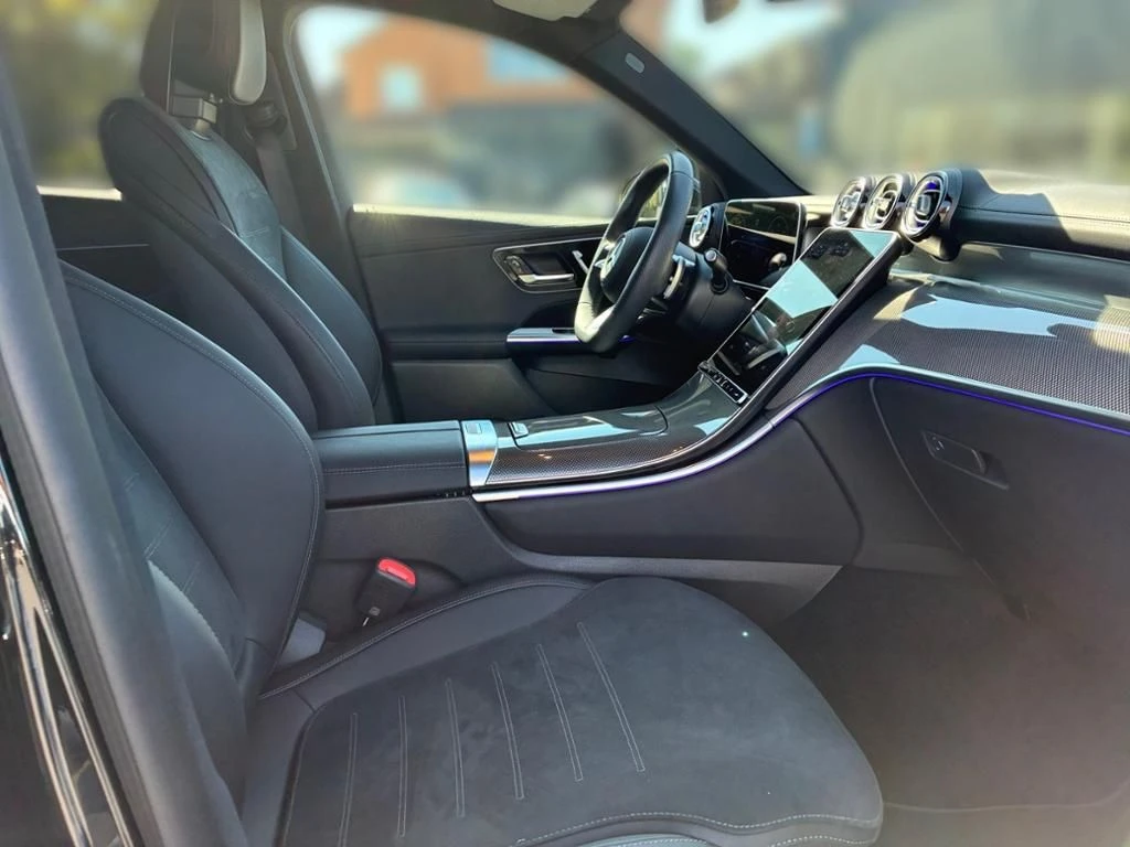 Mercedes-Benz-GLC 300 d-image-15
