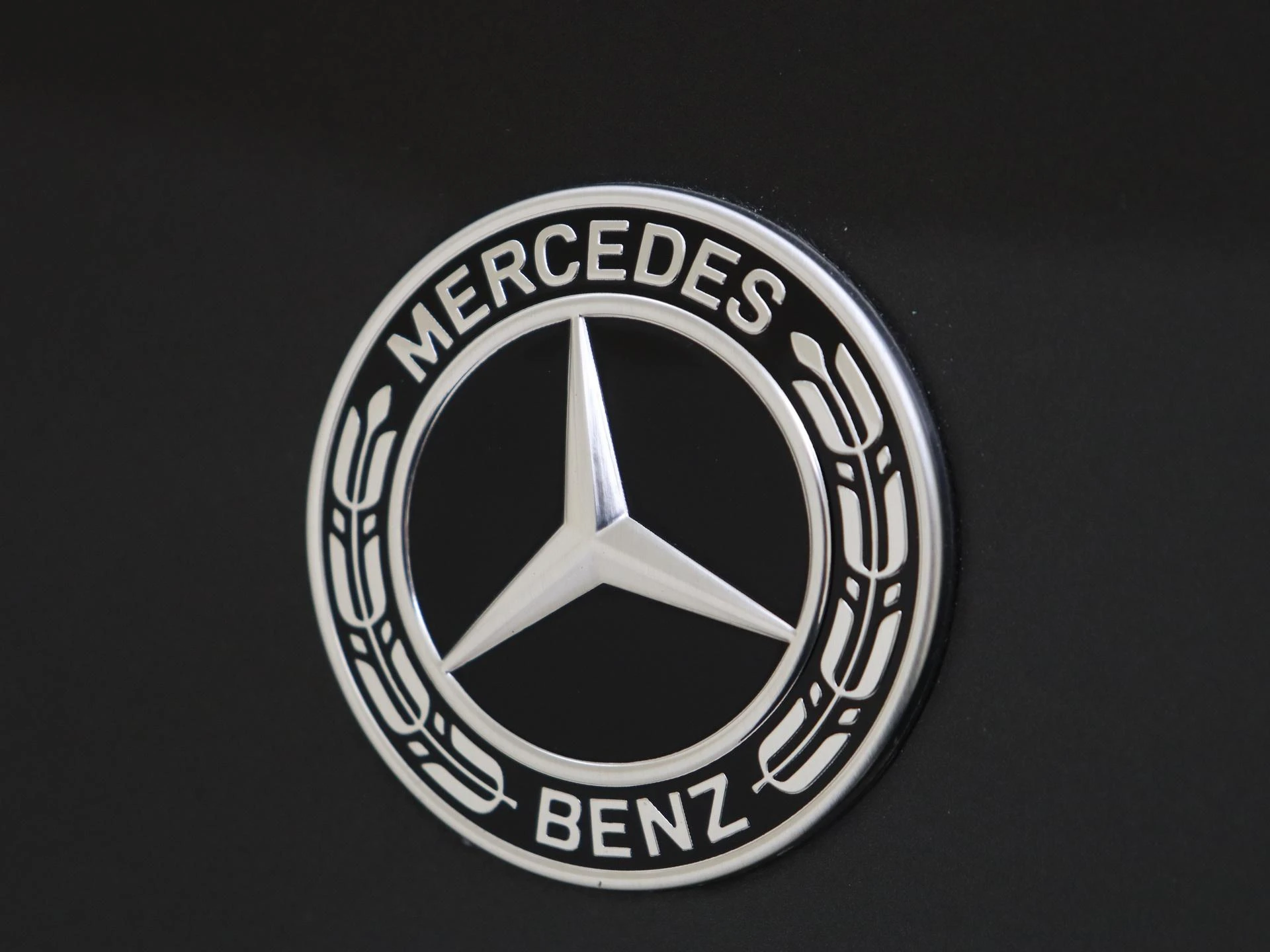 Mercedes-Benz-E-Klasse-image-29