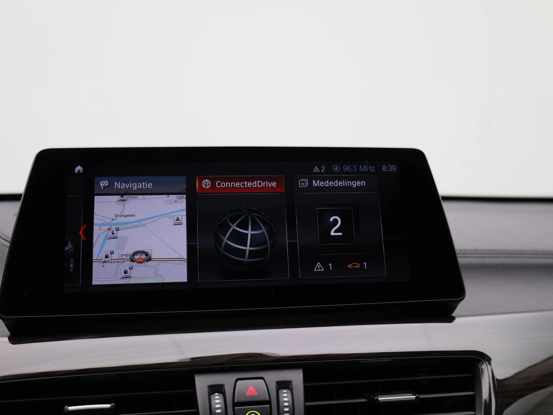 BMW-X1-image-25