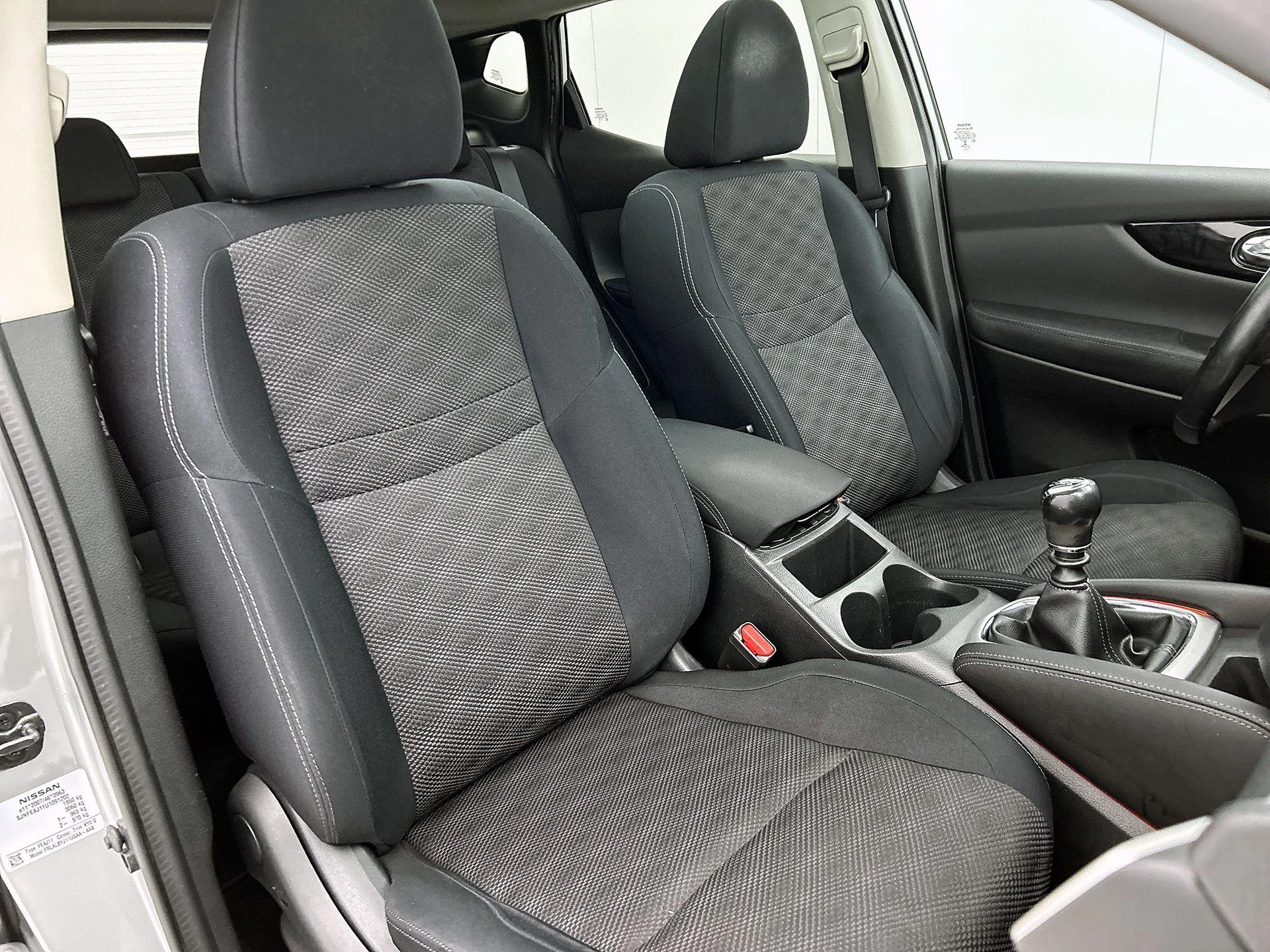 Nissan-QASHQAI-image-35