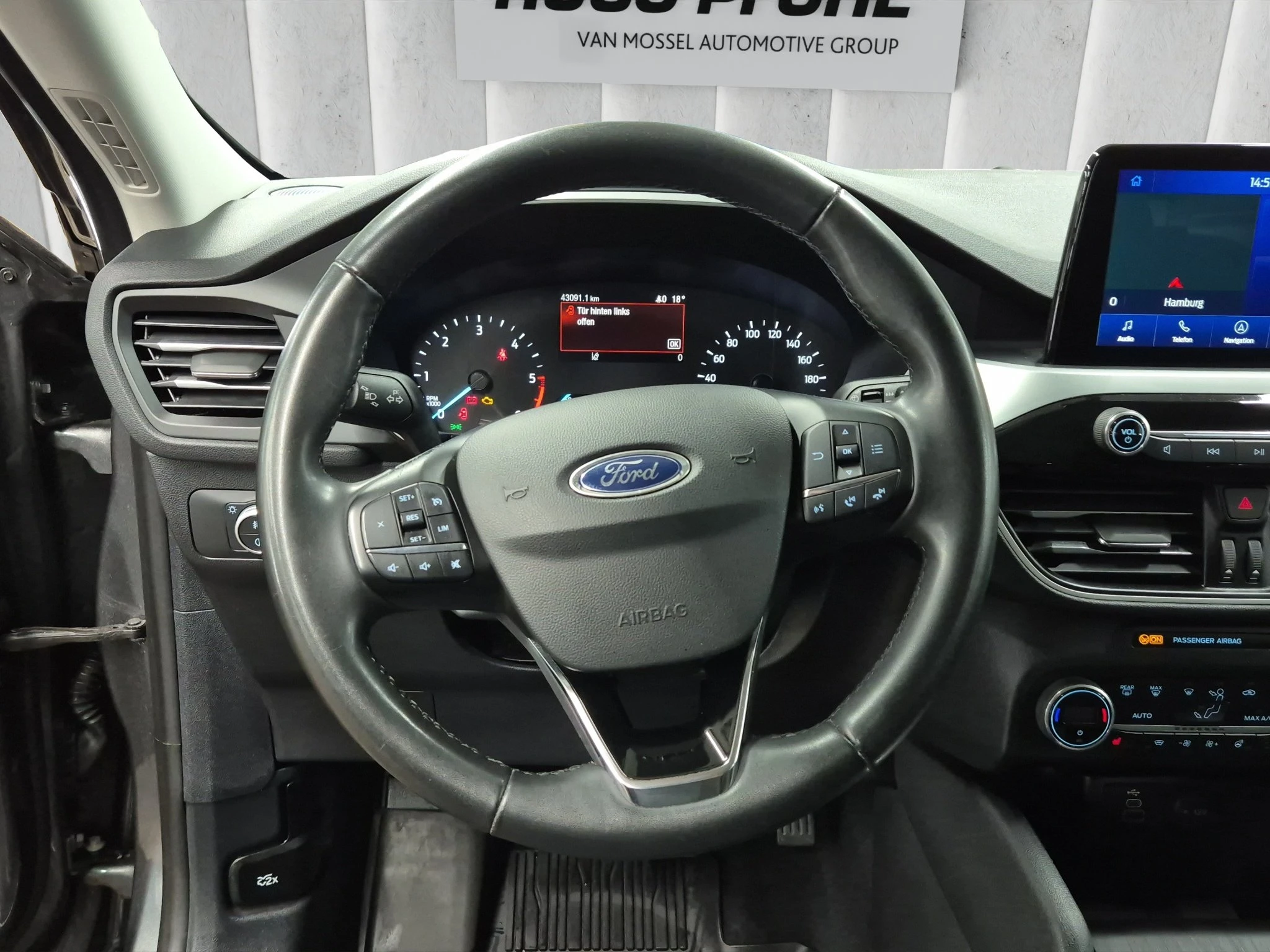 Ford-Kuga-image-12