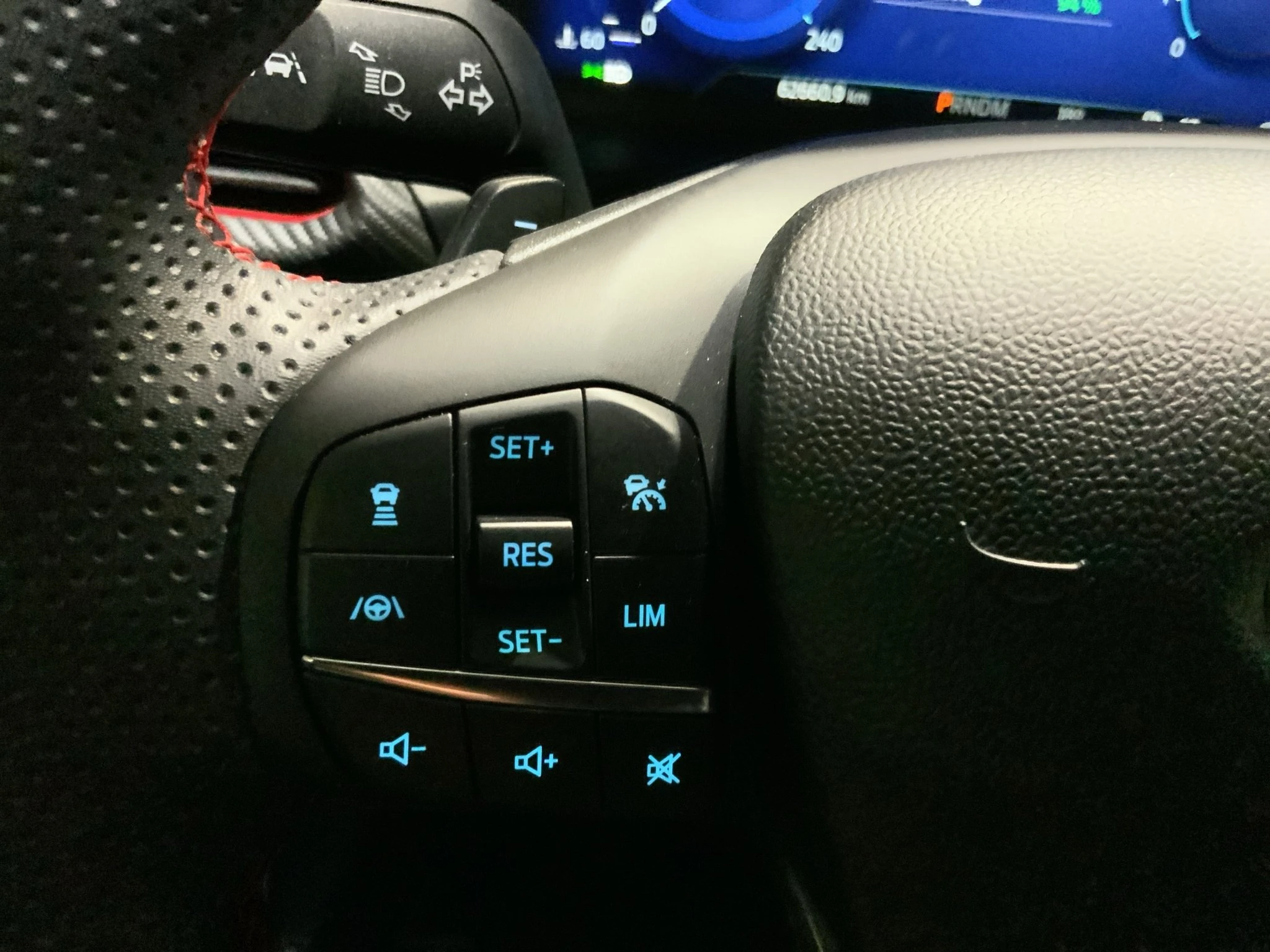 Ford-Puma-image-19