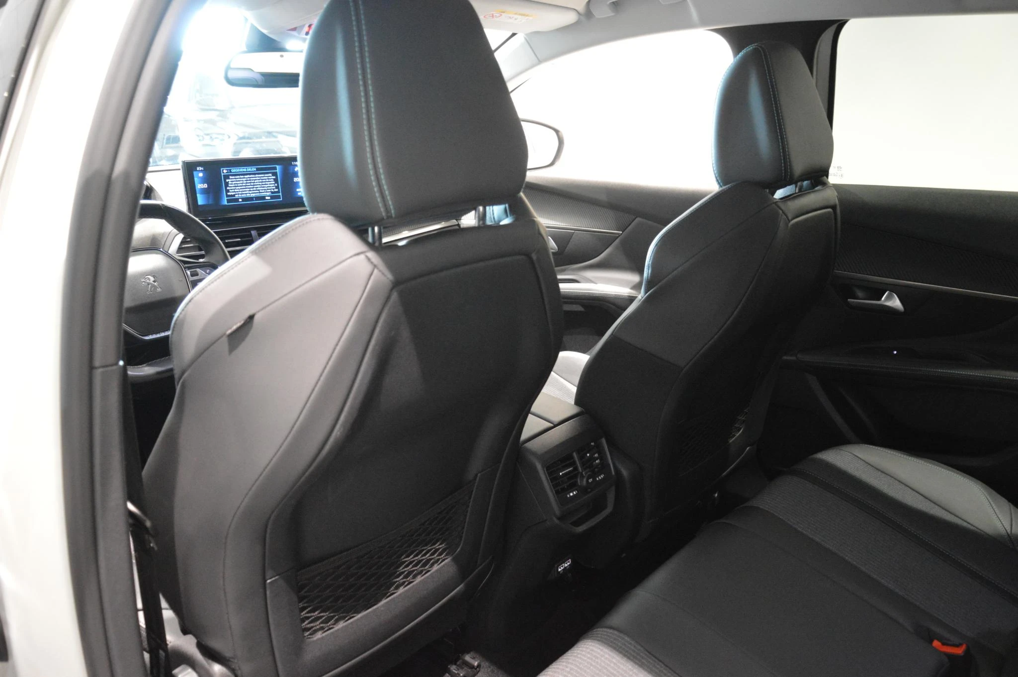 Peugeot-3008-image-10