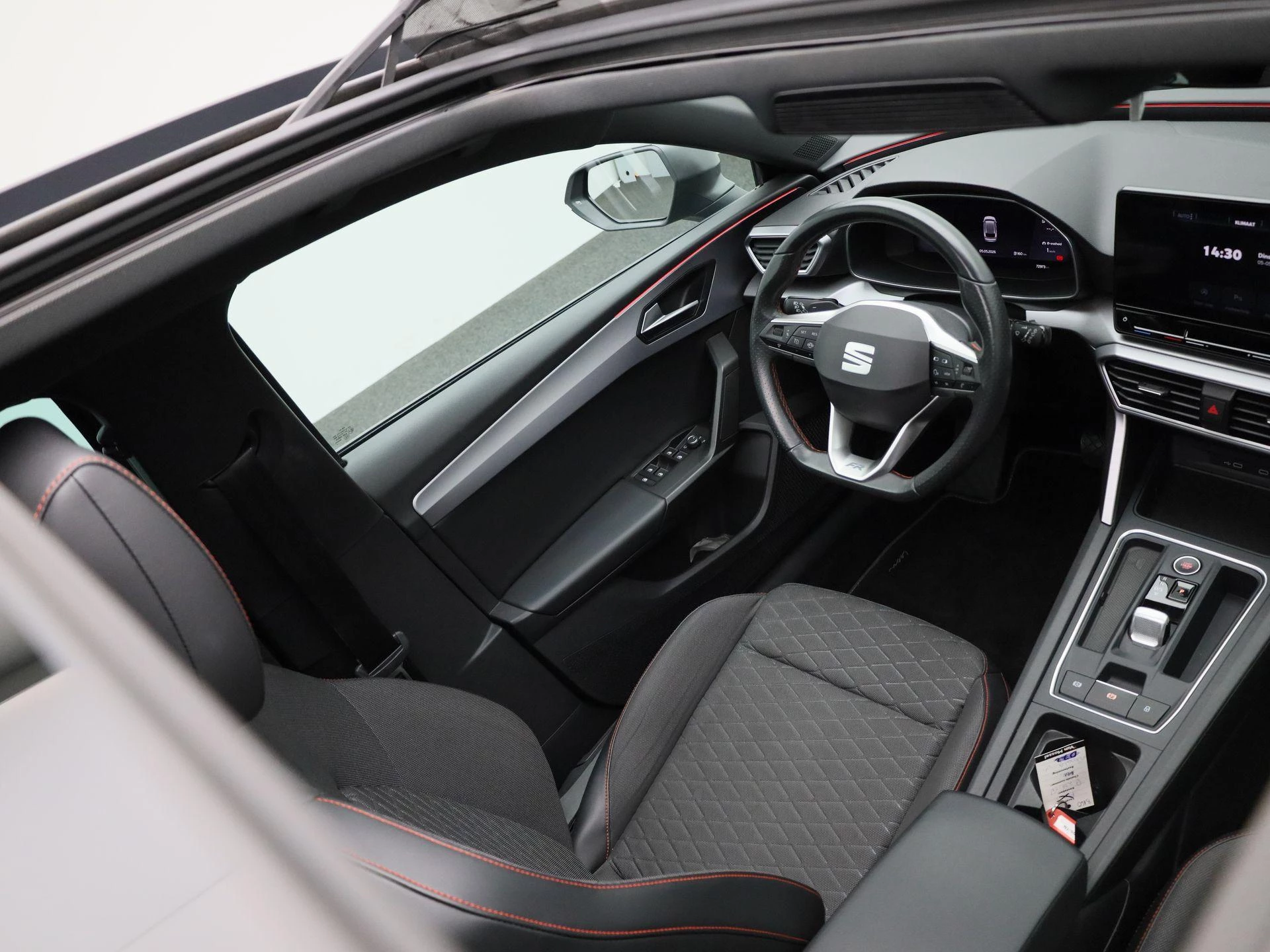SEAT Leon Sportstourer 1.5 eTSI FR Business Intense