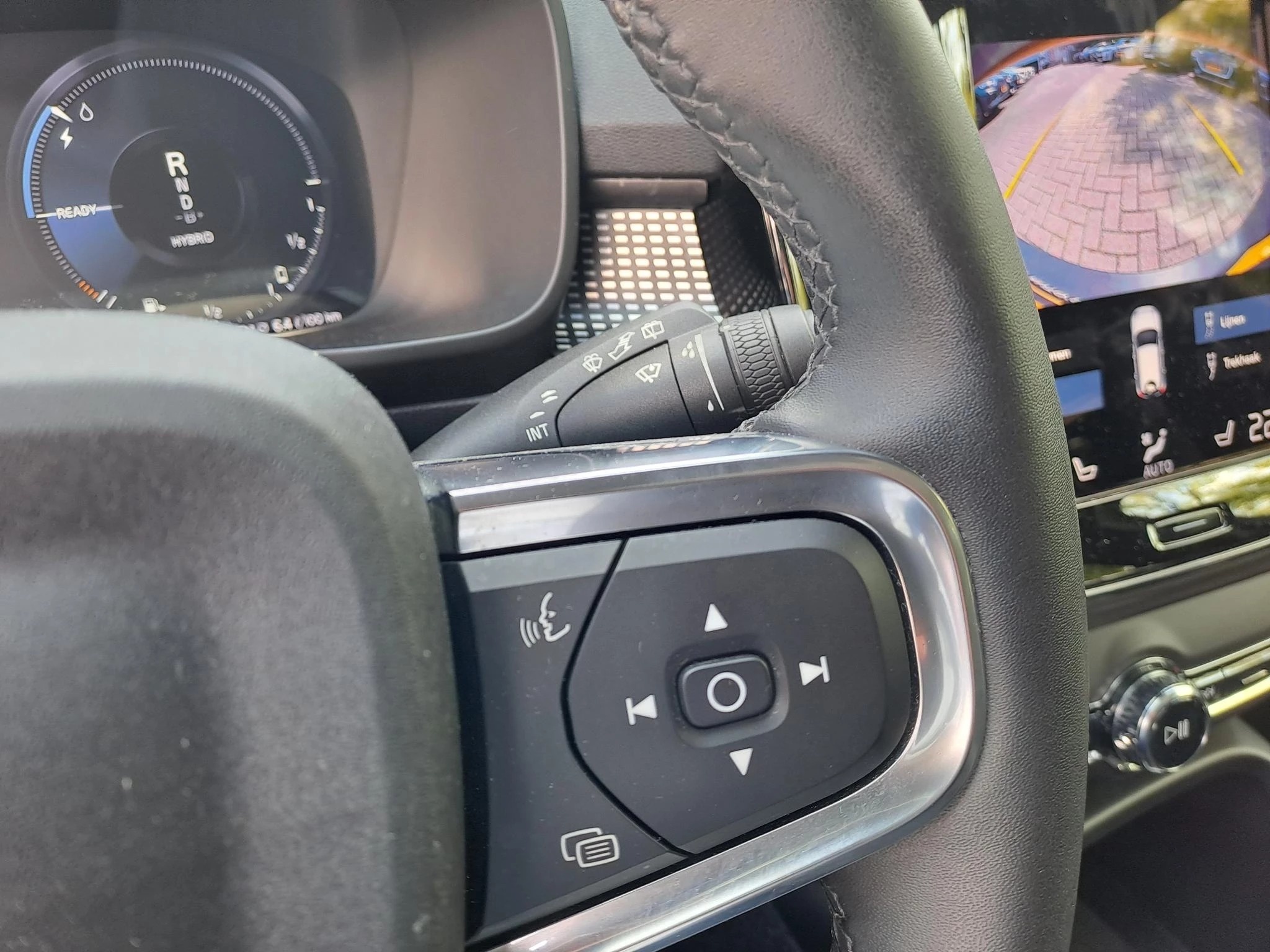 Volvo XC40 1.5 T5 Recharge R-Design